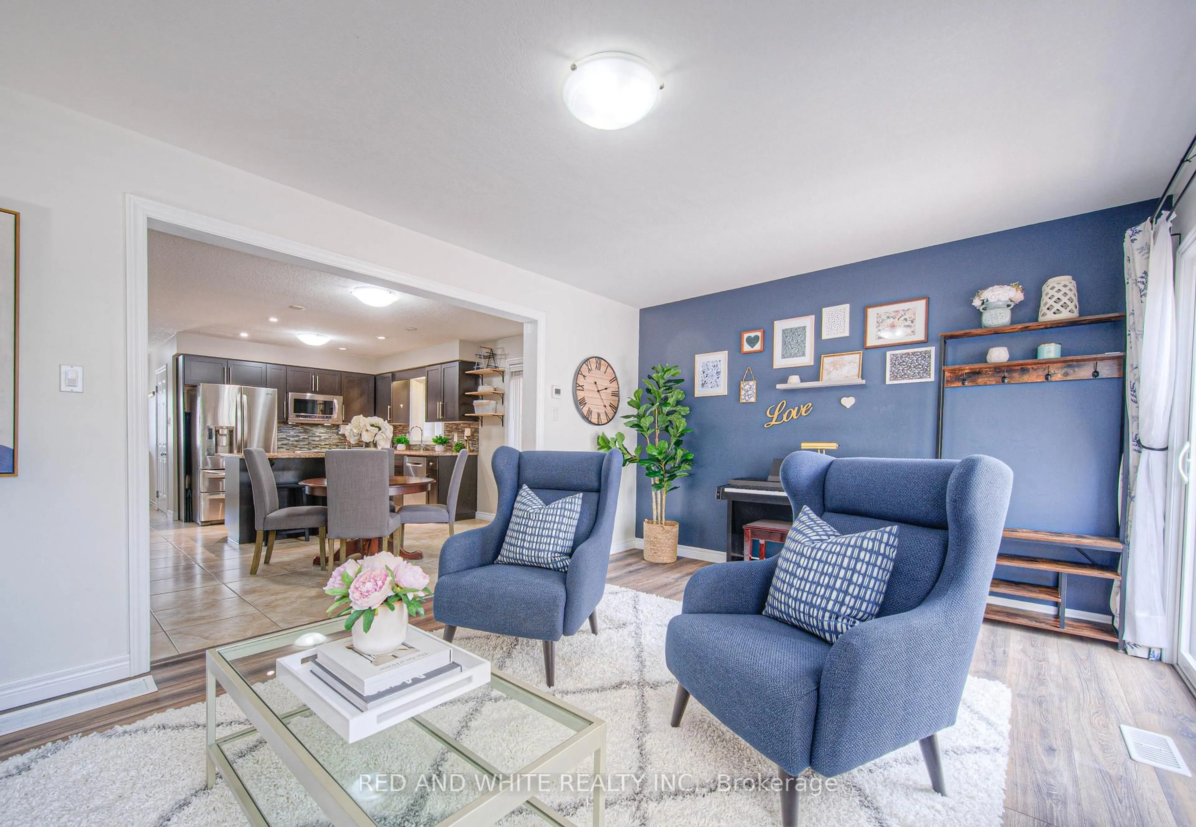 Living room with furniture, unknown for 87 Upper Mercer St, Kitchener Ontario N2A 4N1