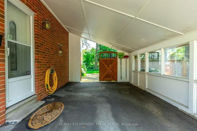 Additional property image - 129 ONEIDA Blvd