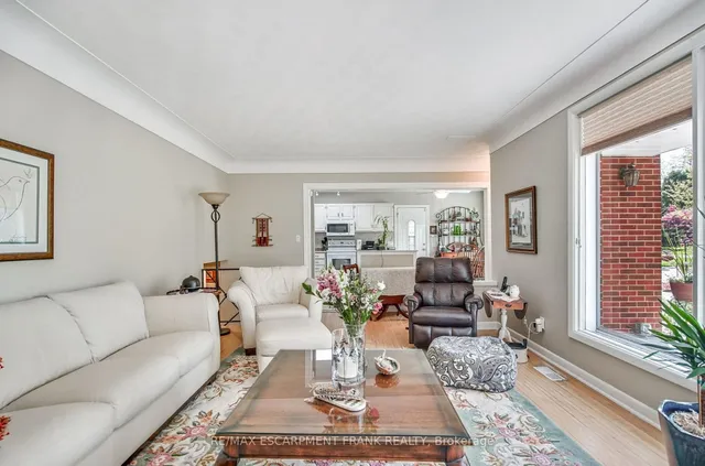 Additional property image - 129 ONEIDA Blvd