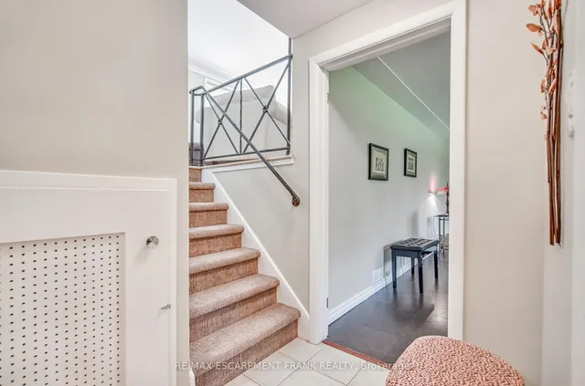 Property image - 129 ONEIDA Blvd