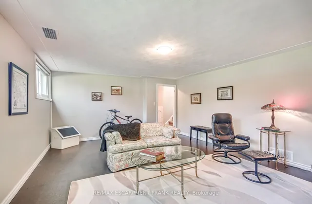 Additional property image - 129 ONEIDA Blvd