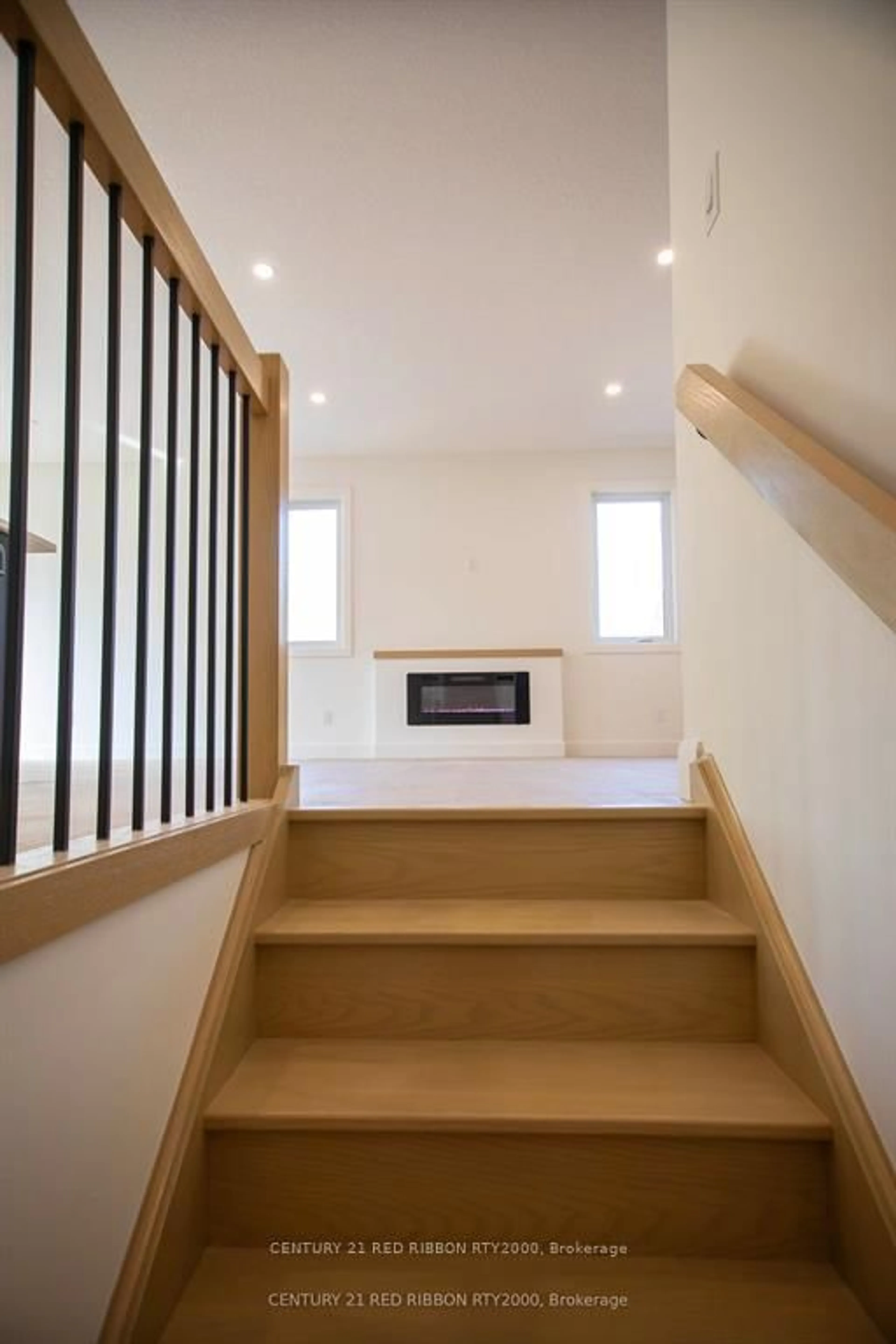 Stairs for 430 Head St #8, Strathroy Caradoc Ontario N7G 2K2