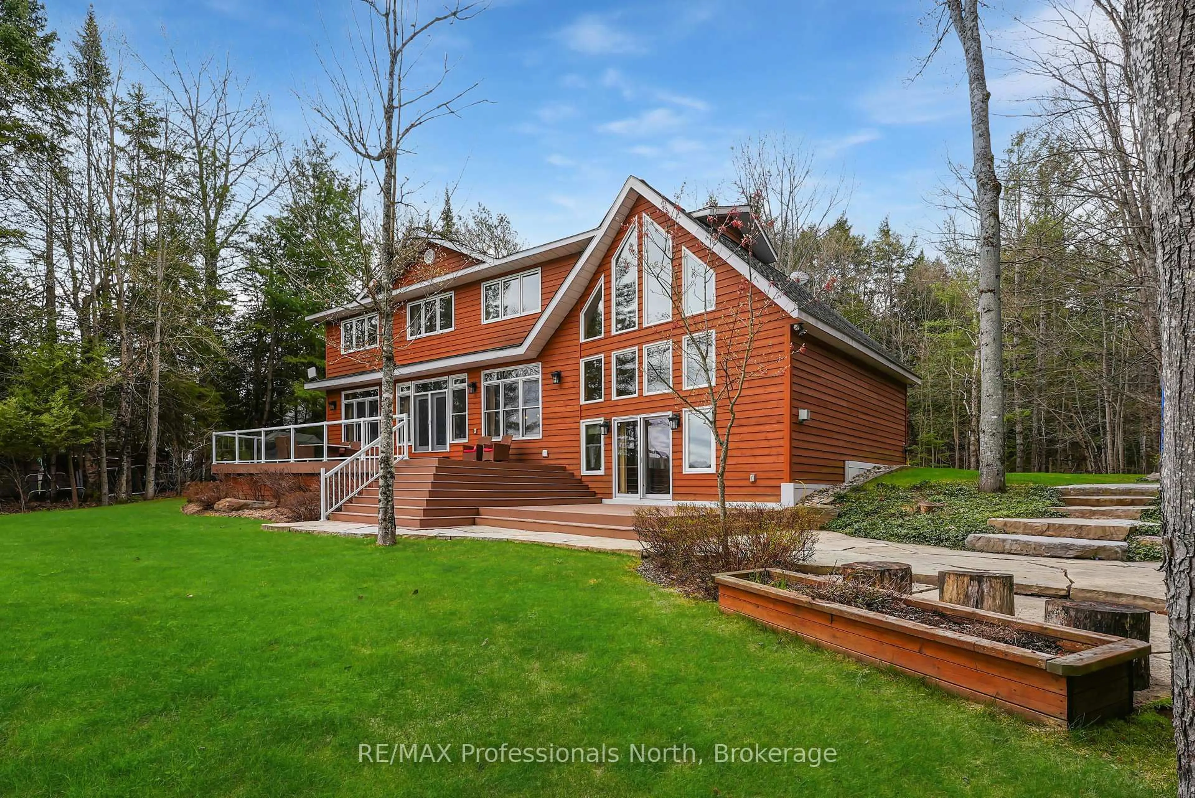 Home with brick exterior material, water/lake/river/ocean view for 1182 Mountain View Rd, Minden Hills Ontario K0M 2K0