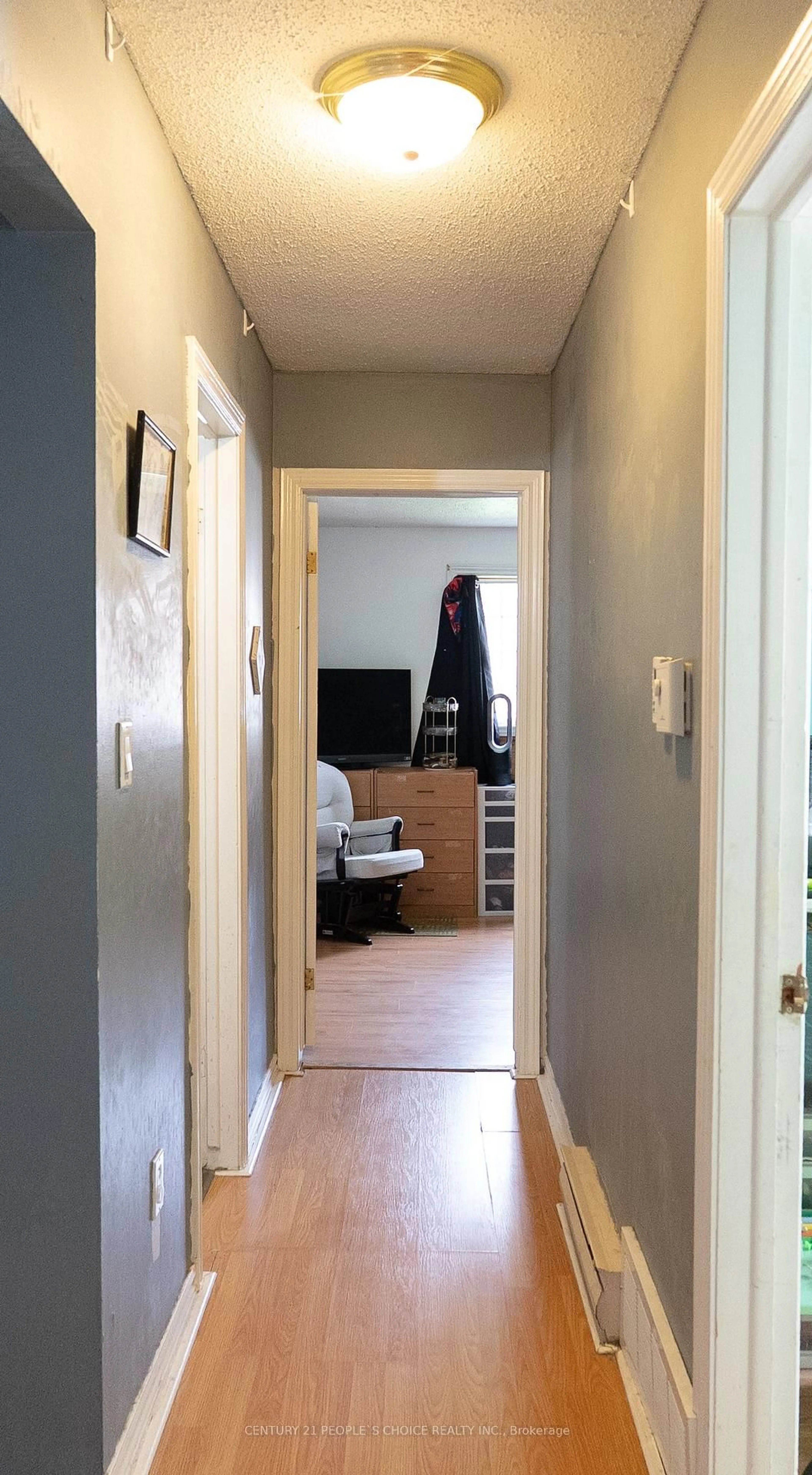 Indoor entryway for 2187 Josephine St, Greater Sudbury Ontario P3A 2N4