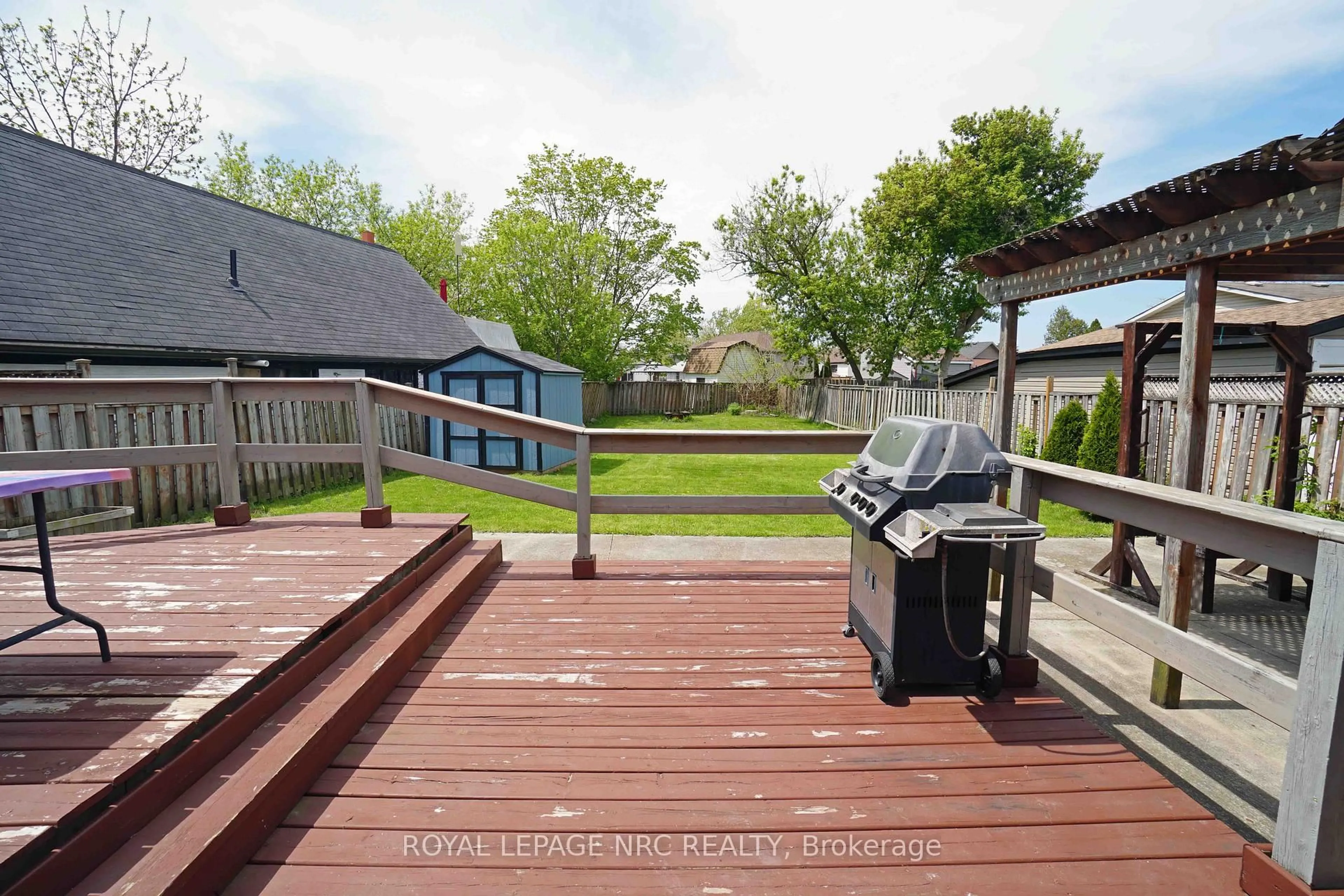 Patio, unknown for 228 Pelham Rd, St. Catharines Ontario L2S 1X6