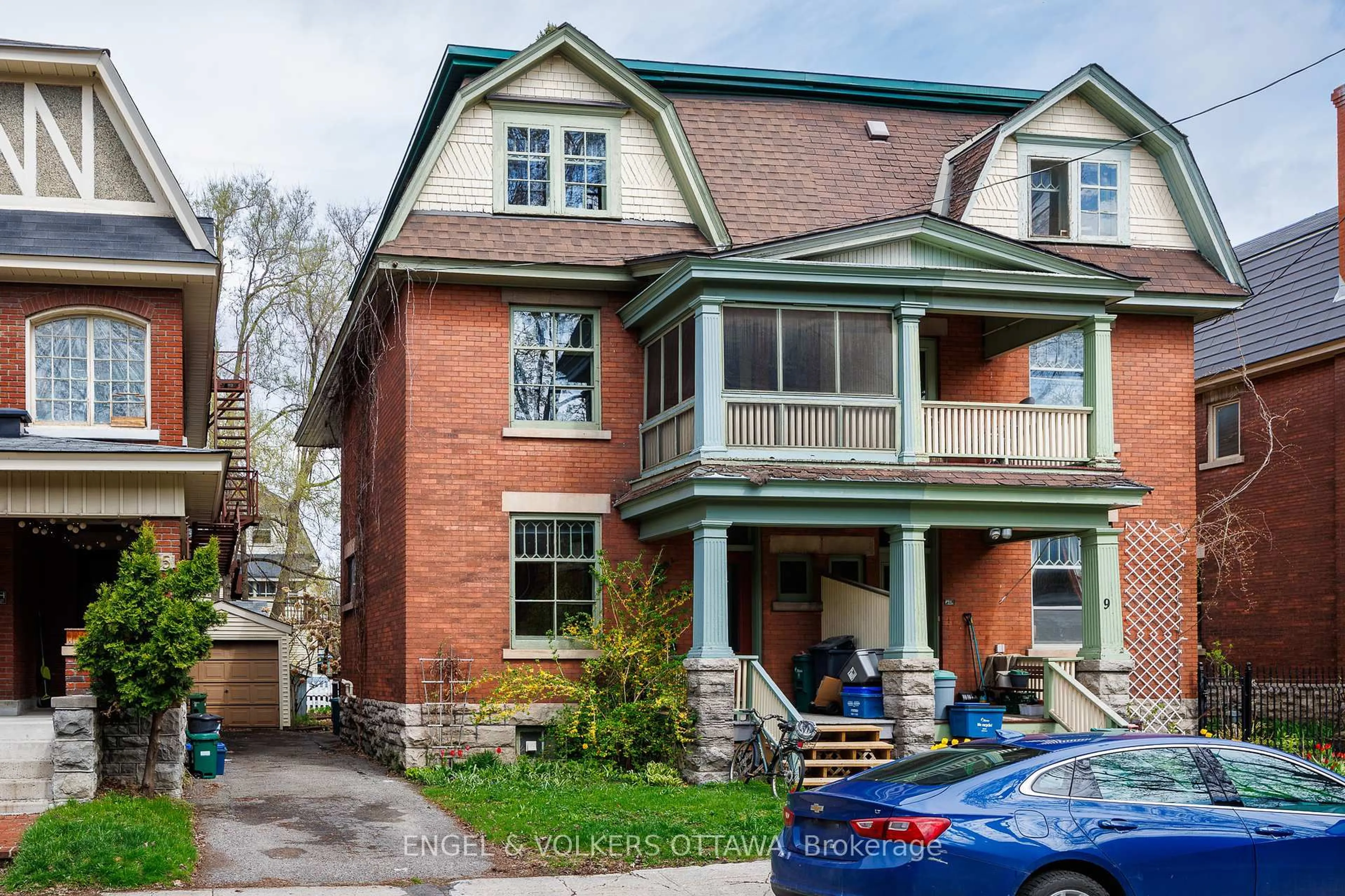 Home with brick exterior material, street for 11 Regent St, Ottawa Ontario K1S 2R4