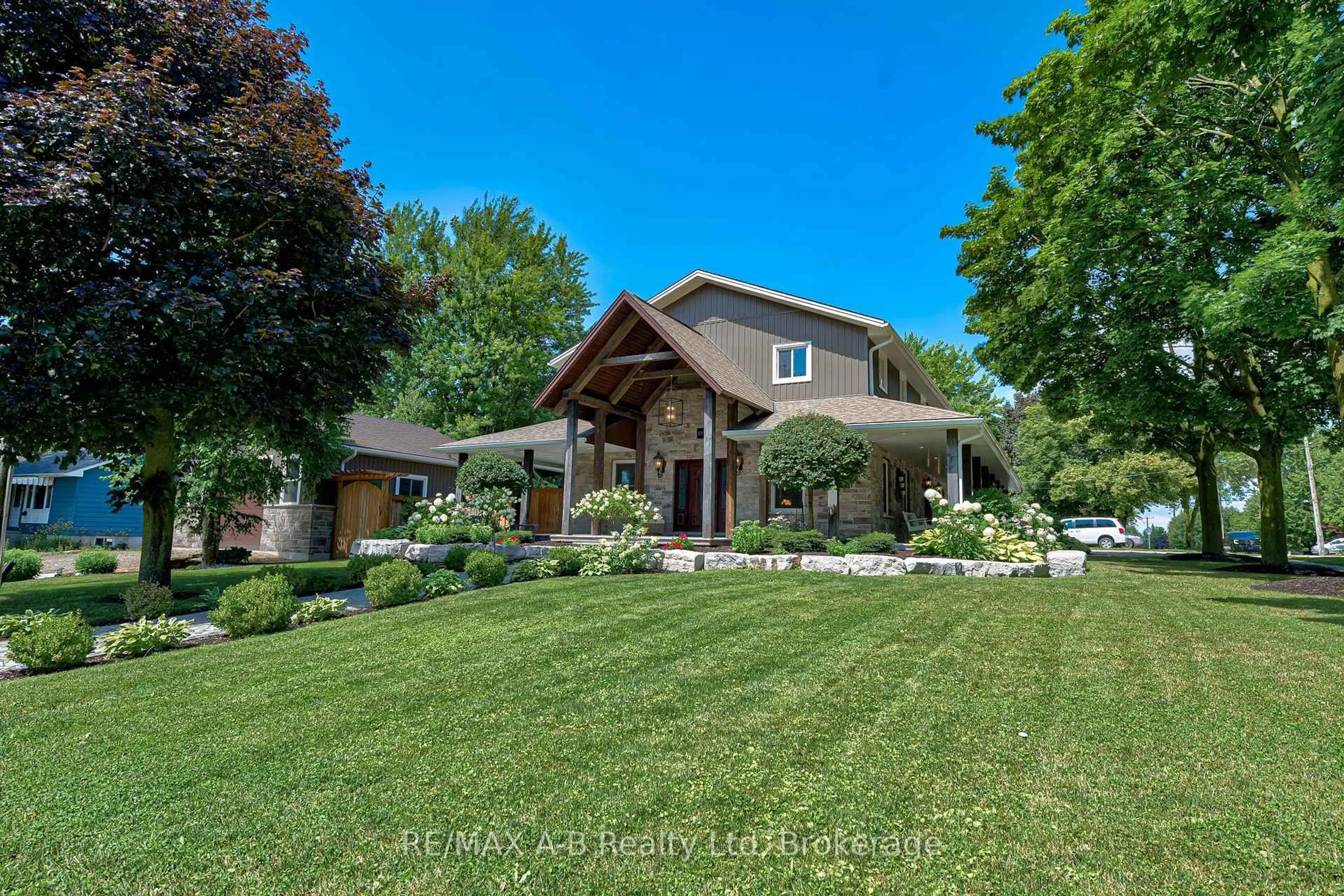 A pic from outside/outdoor area/front of a property/back of a property/a pic from drone, street for 197 Trafalgar St, West Perth Ontario N0K 1N0