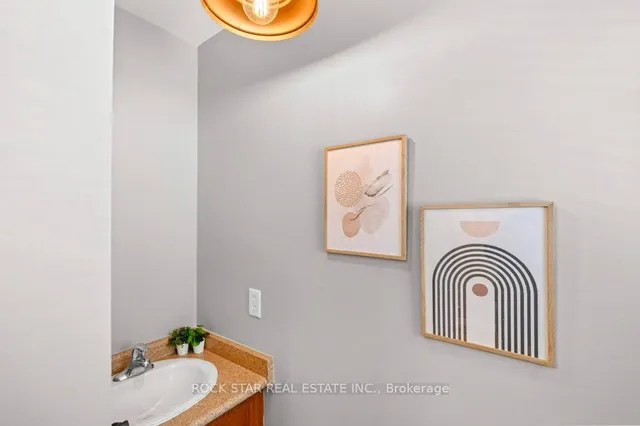 Additional image 32 of 28 Vennio Lane