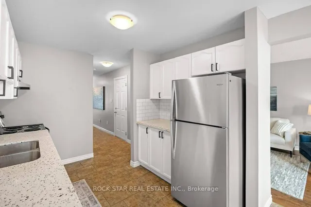 Additional image 28 of 28 Vennio Lane