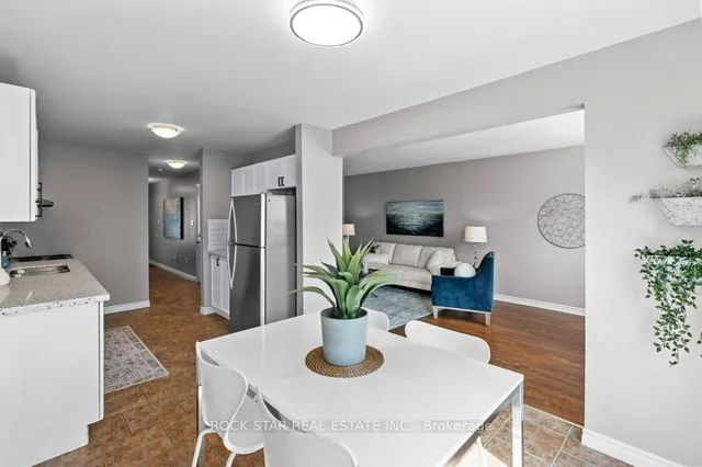 Additional image 24 of 28 Vennio Lane