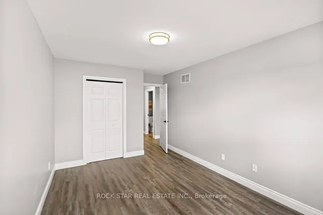 Additional image 12 of 28 Vennio Lane