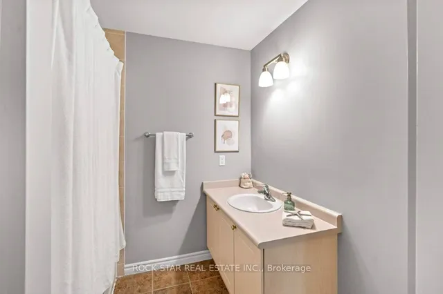 Additional image 9 of 28 Vennio Lane