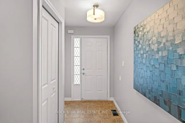Additional image 33 of 28 Vennio Lane