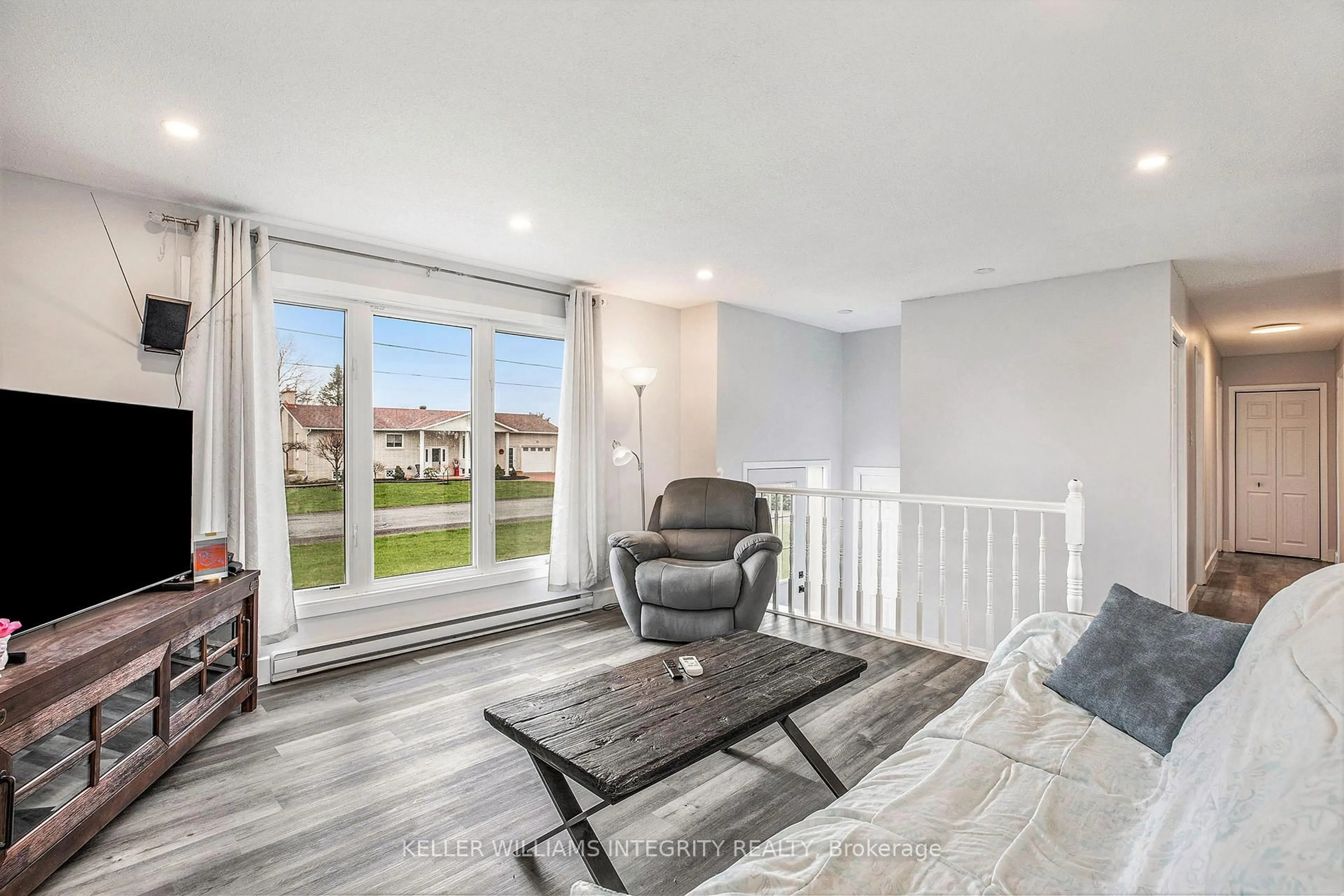 Living room with furniture, unknown for 22 Dollard St, Russell Ontario K0A 1W0