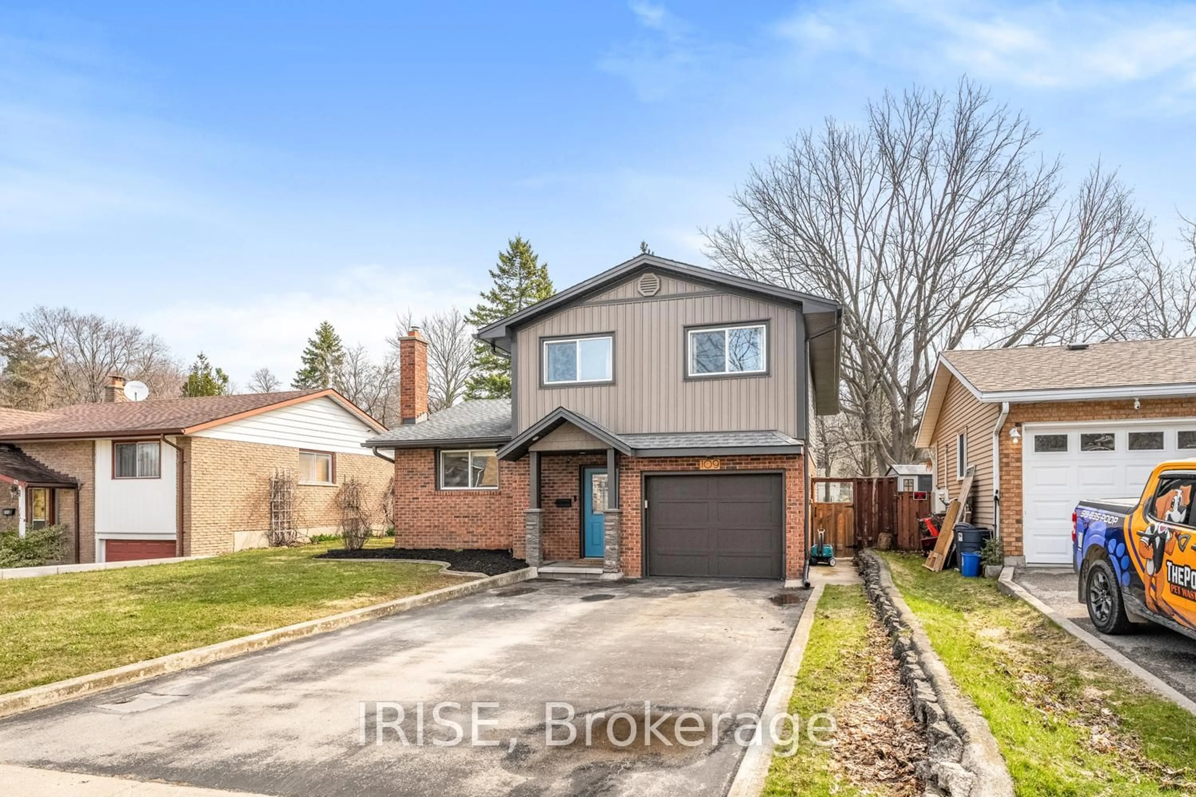 Home with brick exterior material, street for 109 THOMAS St, Cambridge Ontario N3C 3C6