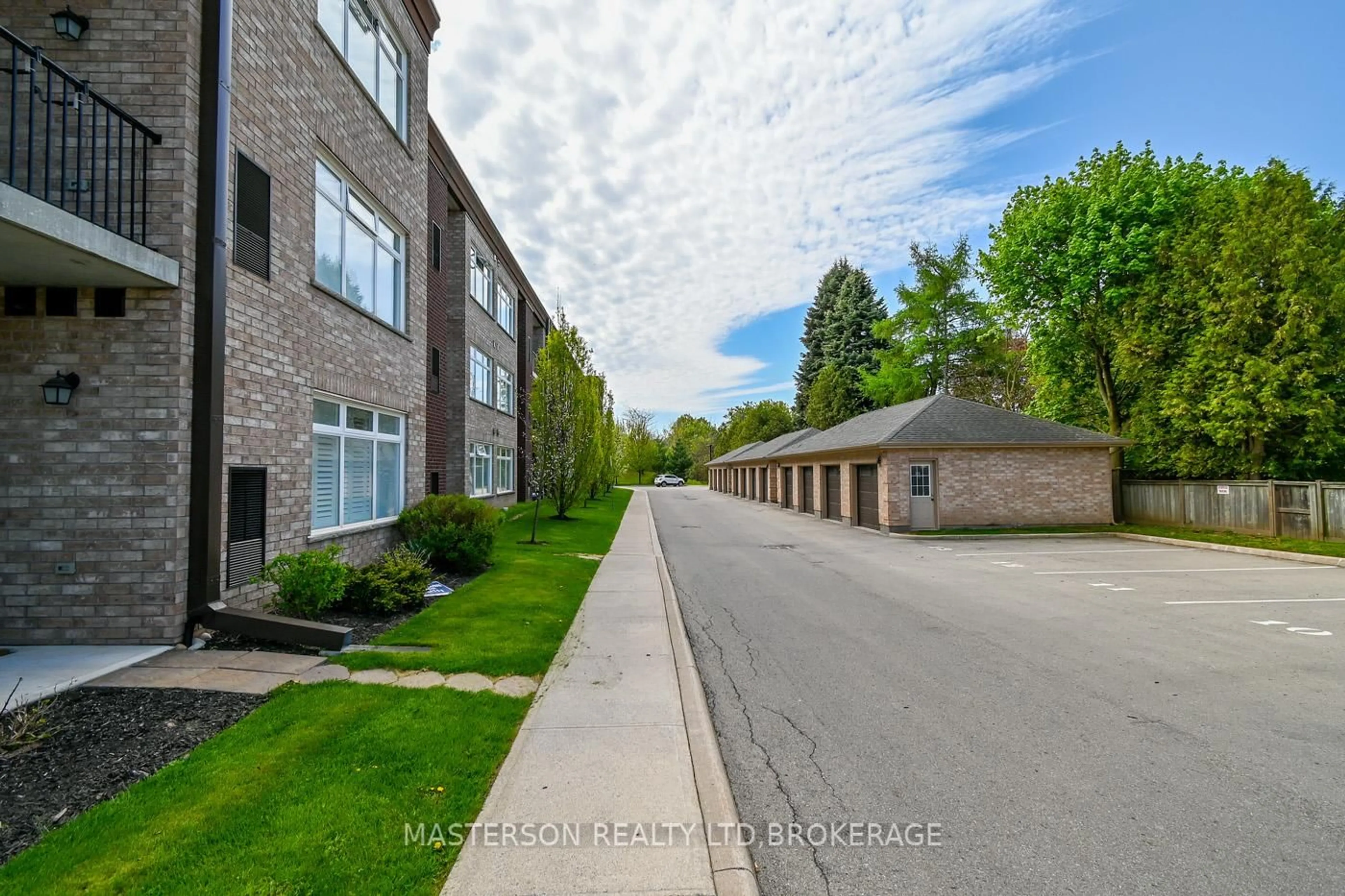 Unknown for 4644 Pettit Ave #203, Niagara Falls Ontario L2E 6L5