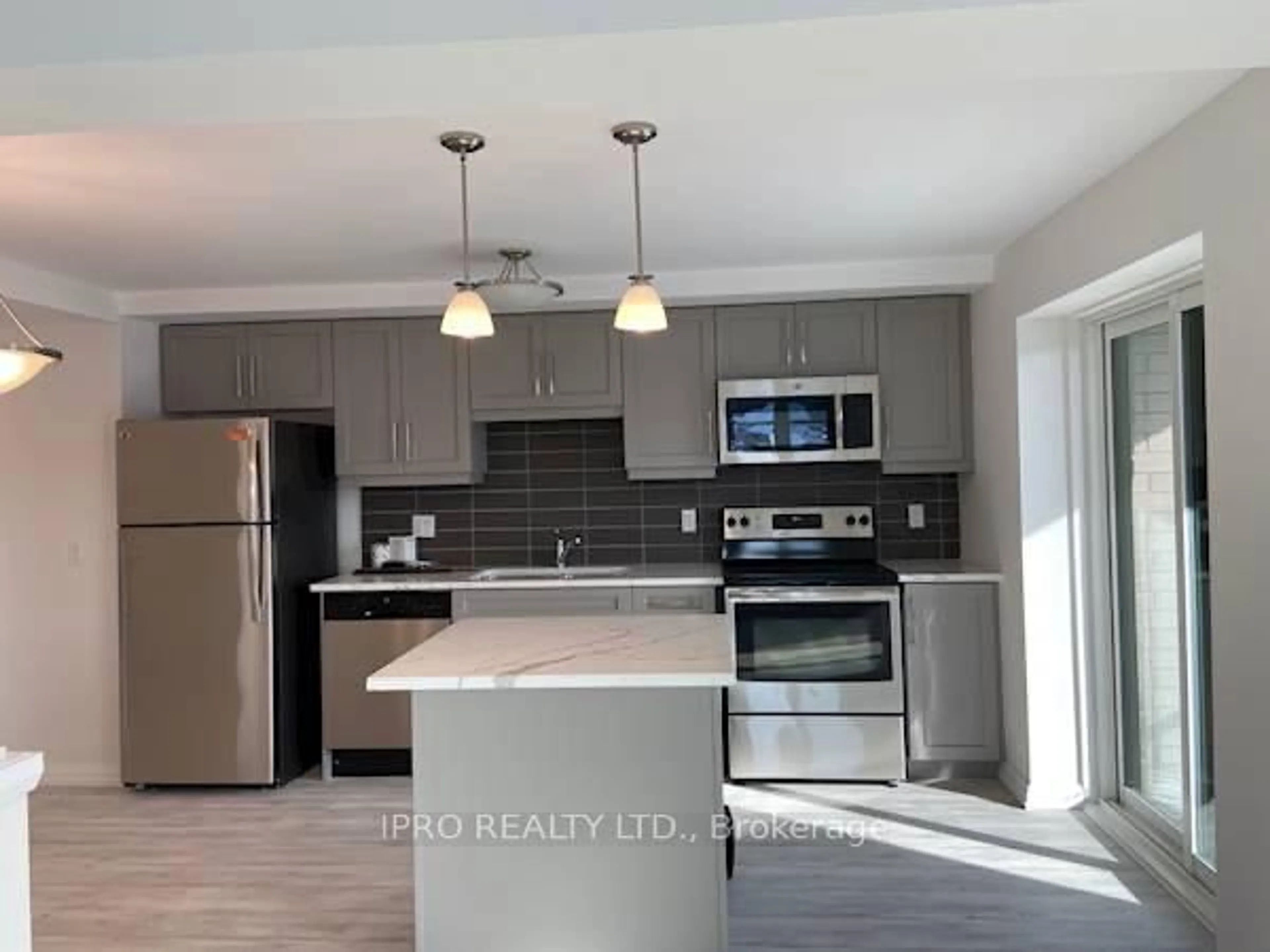Open concept kitchen, unknown for 778 Laurelwood Dr #613, Waterloo Ontario N2V 0G3