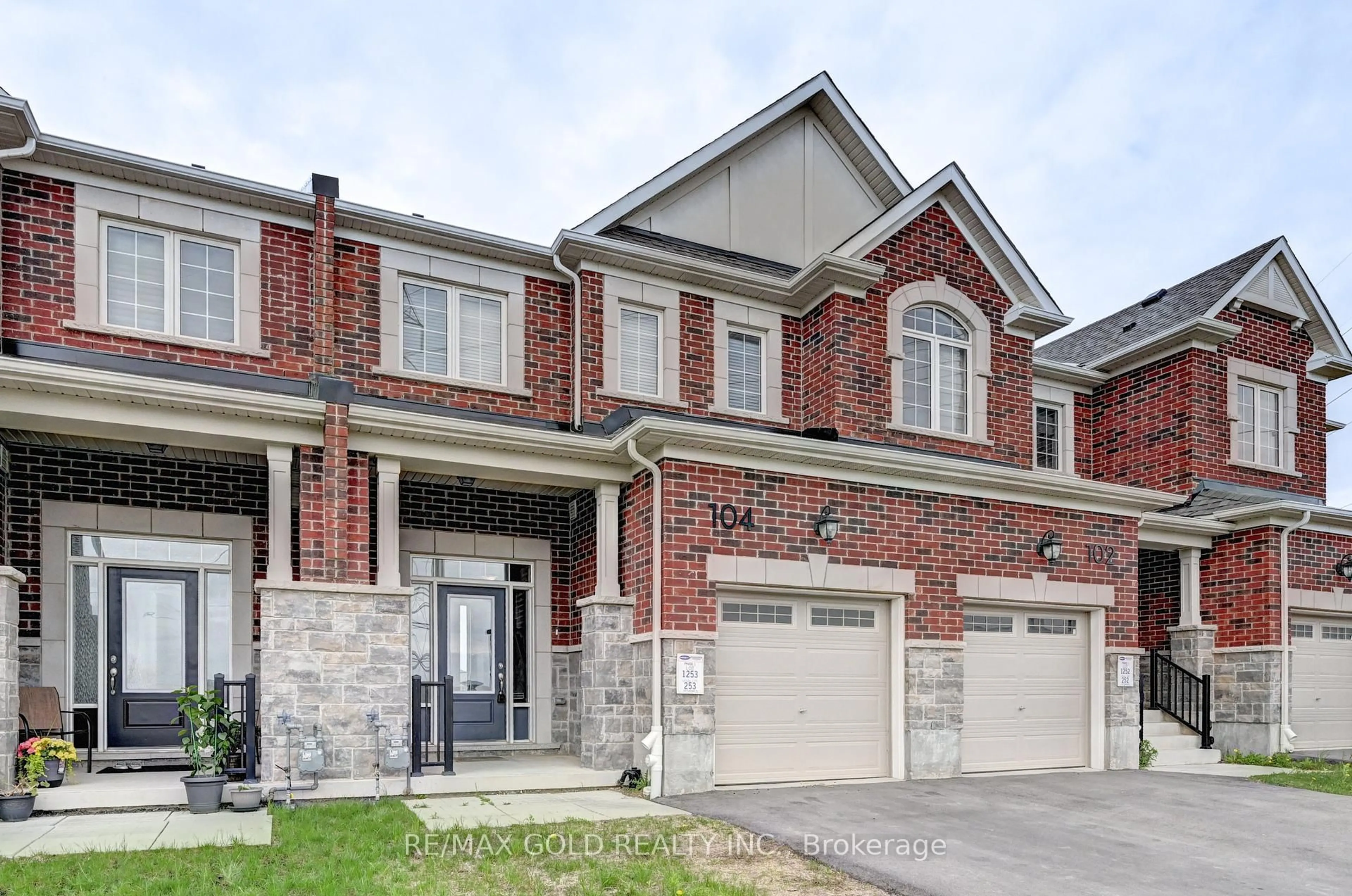 Home with brick exterior material, street for 104 Forestwalk St, Kitchener Ontario N2R 0S9