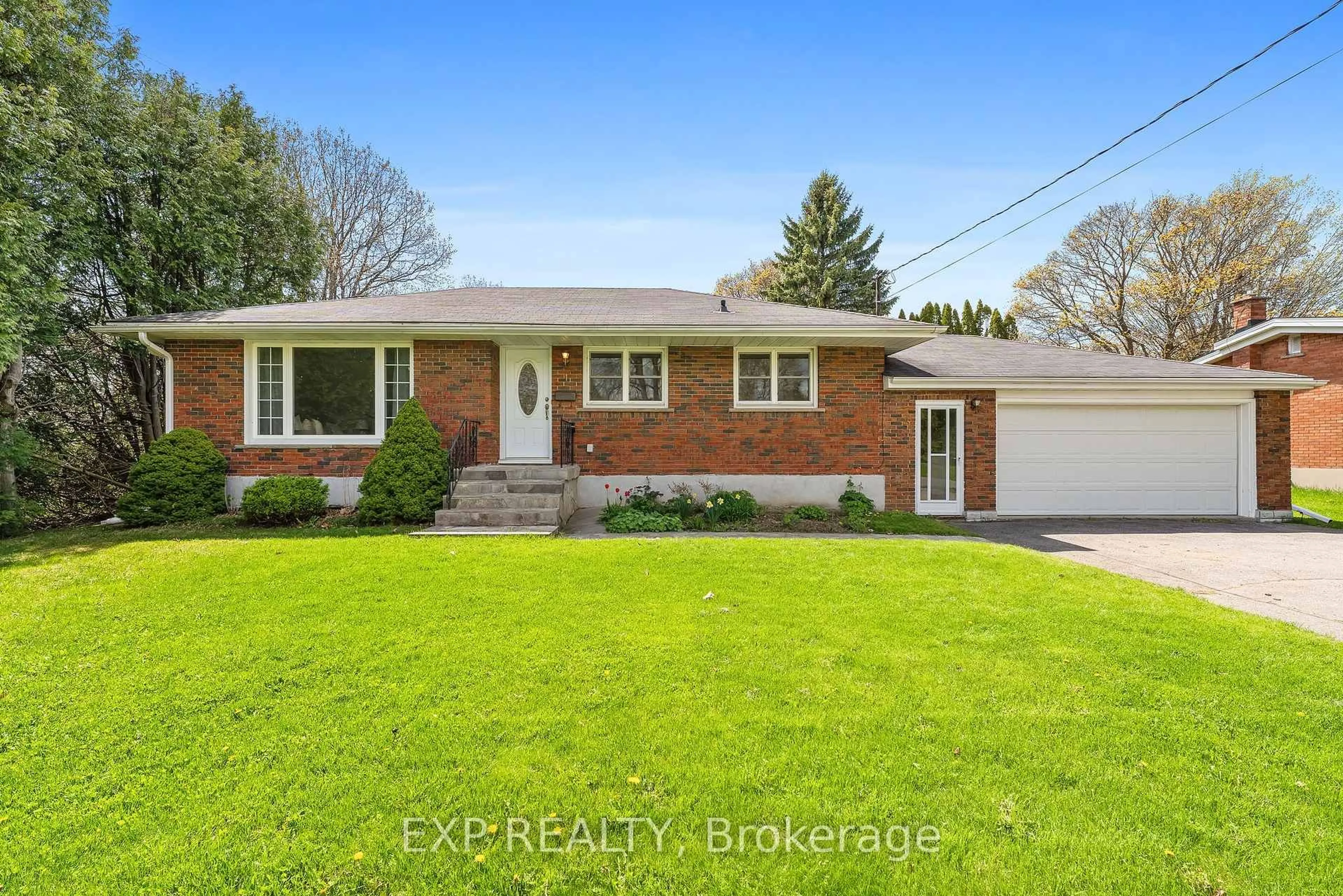 Home with brick exterior material, street for 1 Heneage St, Port Hope Ontario L1A 3P6