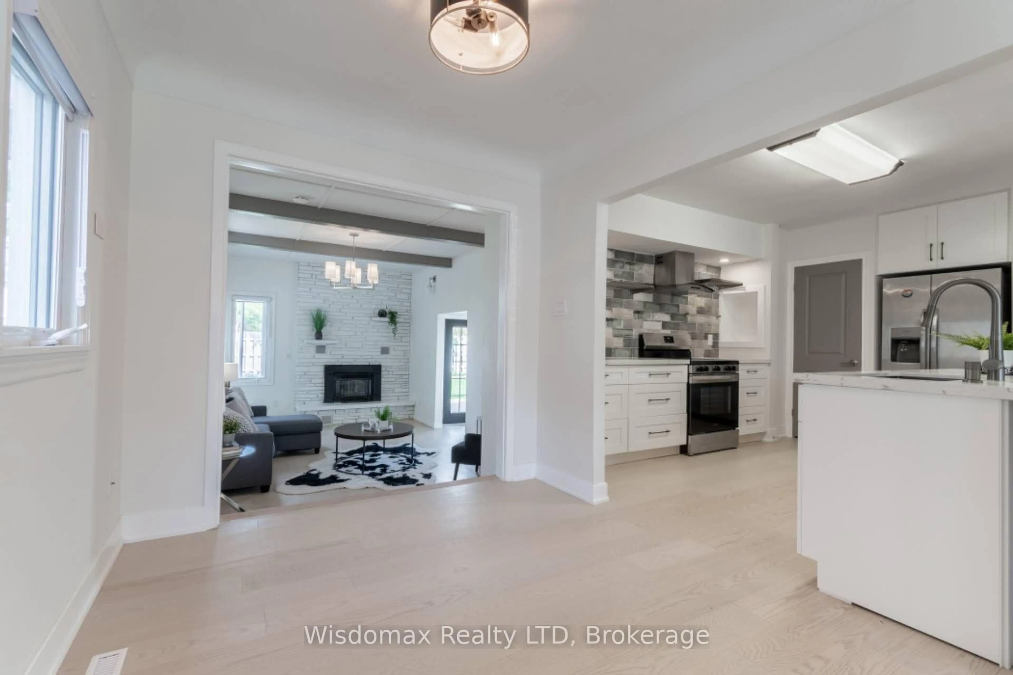 Open concept kitchen, ceramic/tile floor for 73 JACOBSON Ave, St. Catharines Ontario L2T 3A2