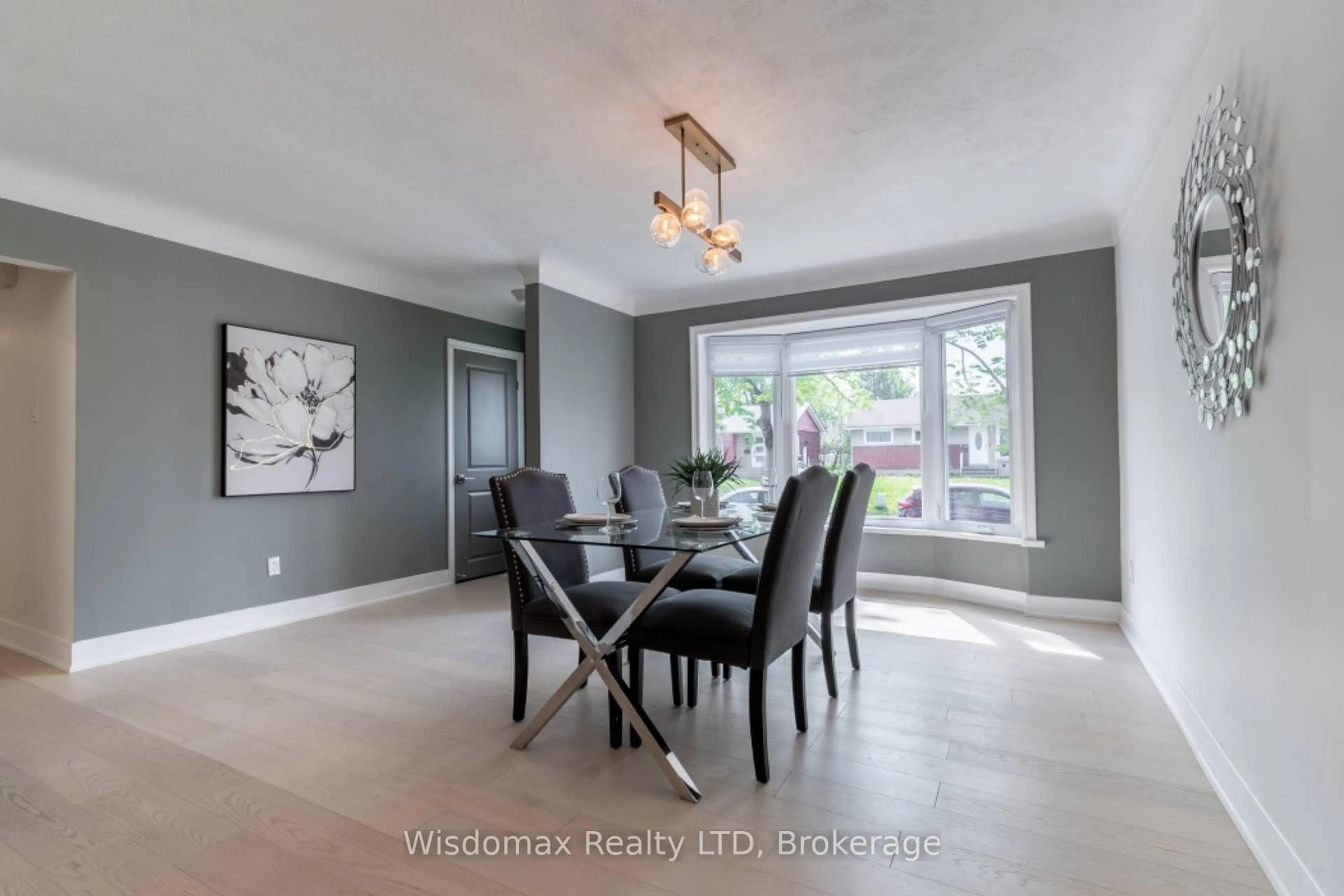 Dining room, ceramic/tile floor for 73 JACOBSON Ave, St. Catharines Ontario L2T 3A2