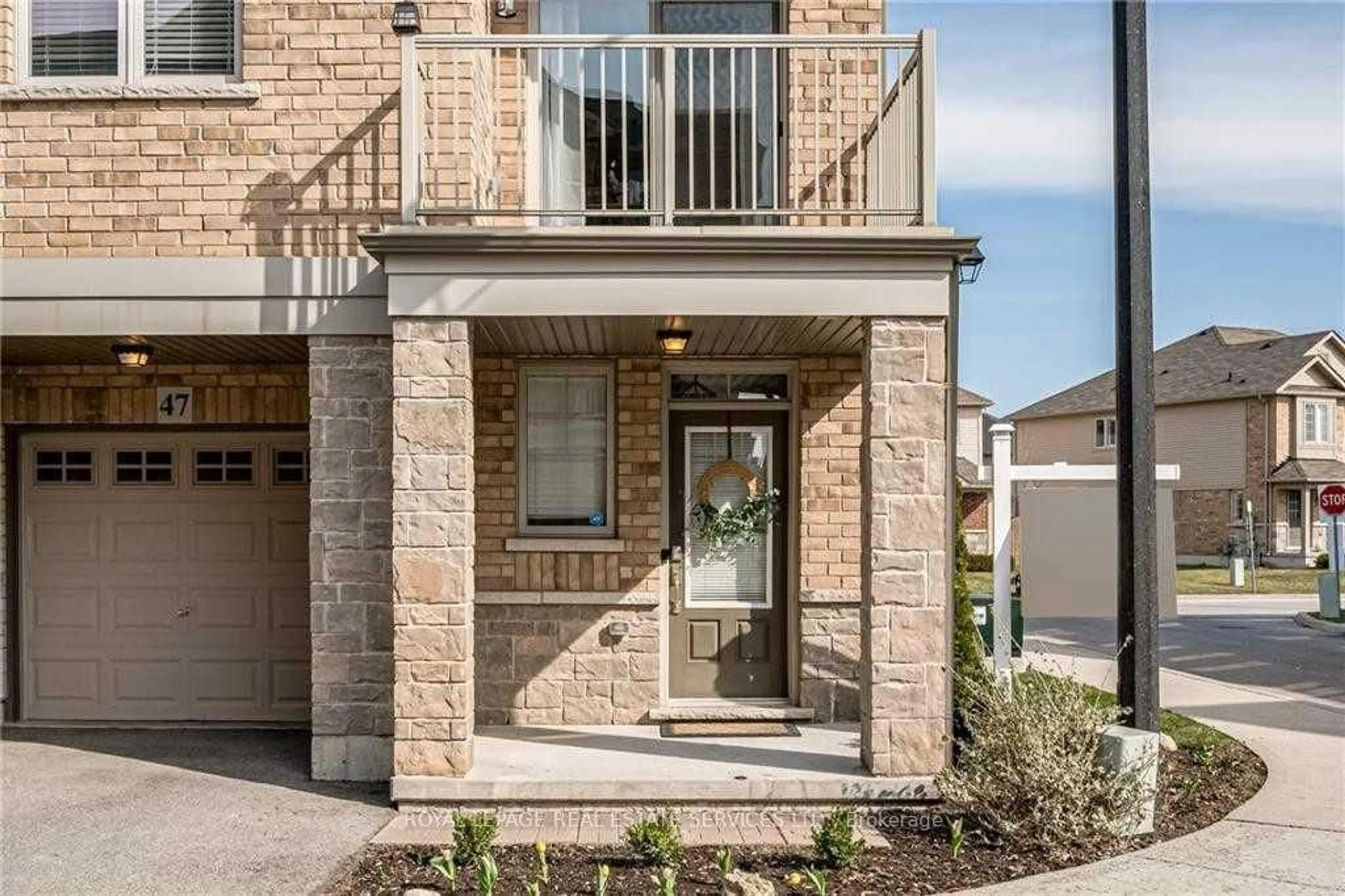 Home with brick exterior material, street for 201 Westbank Tr #47, Hamilton Ontario L8J 0H4