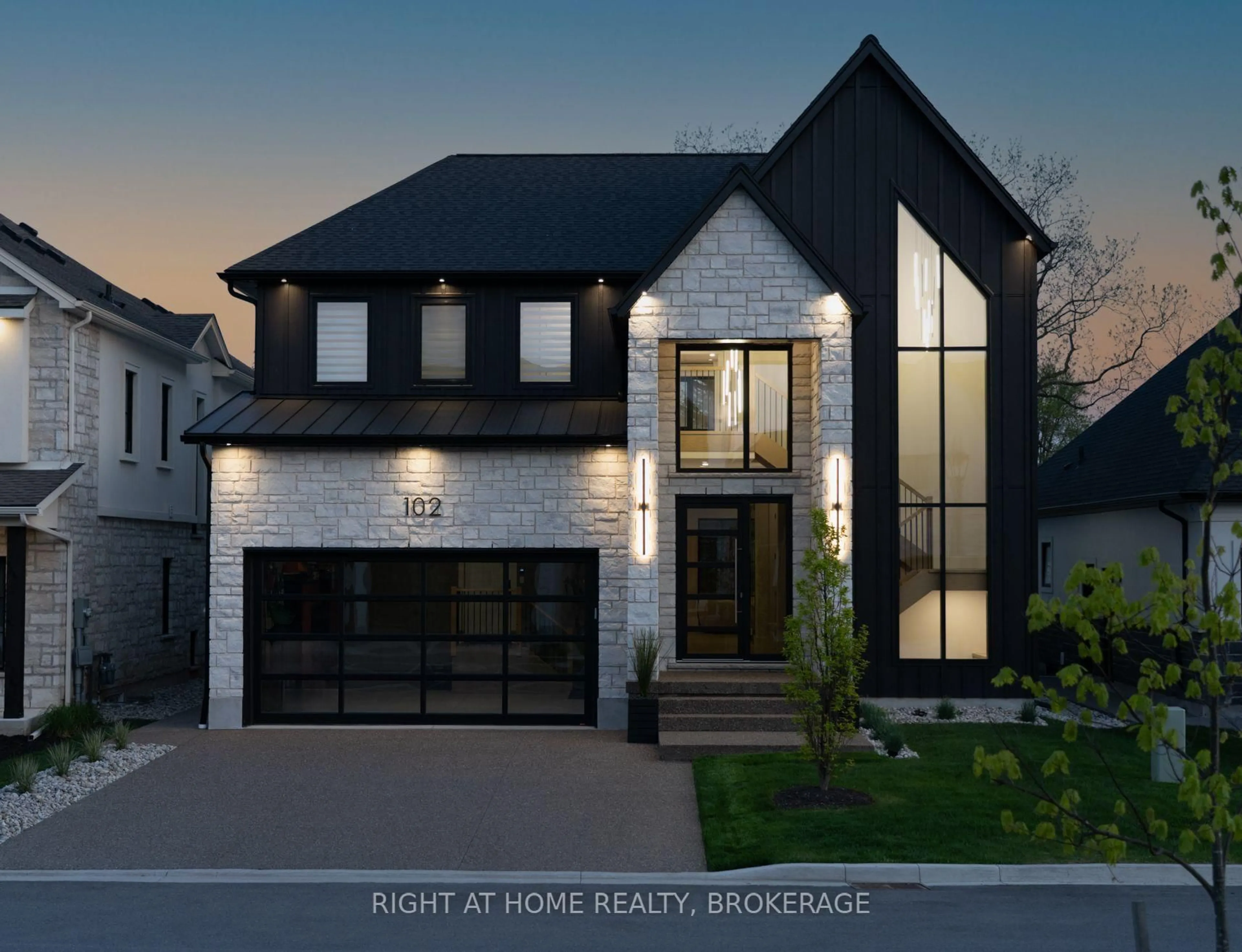 Home with brick exterior material, street for 102 Millpond Rd, Niagara-on-the-Lake Ontario L0S 1J1