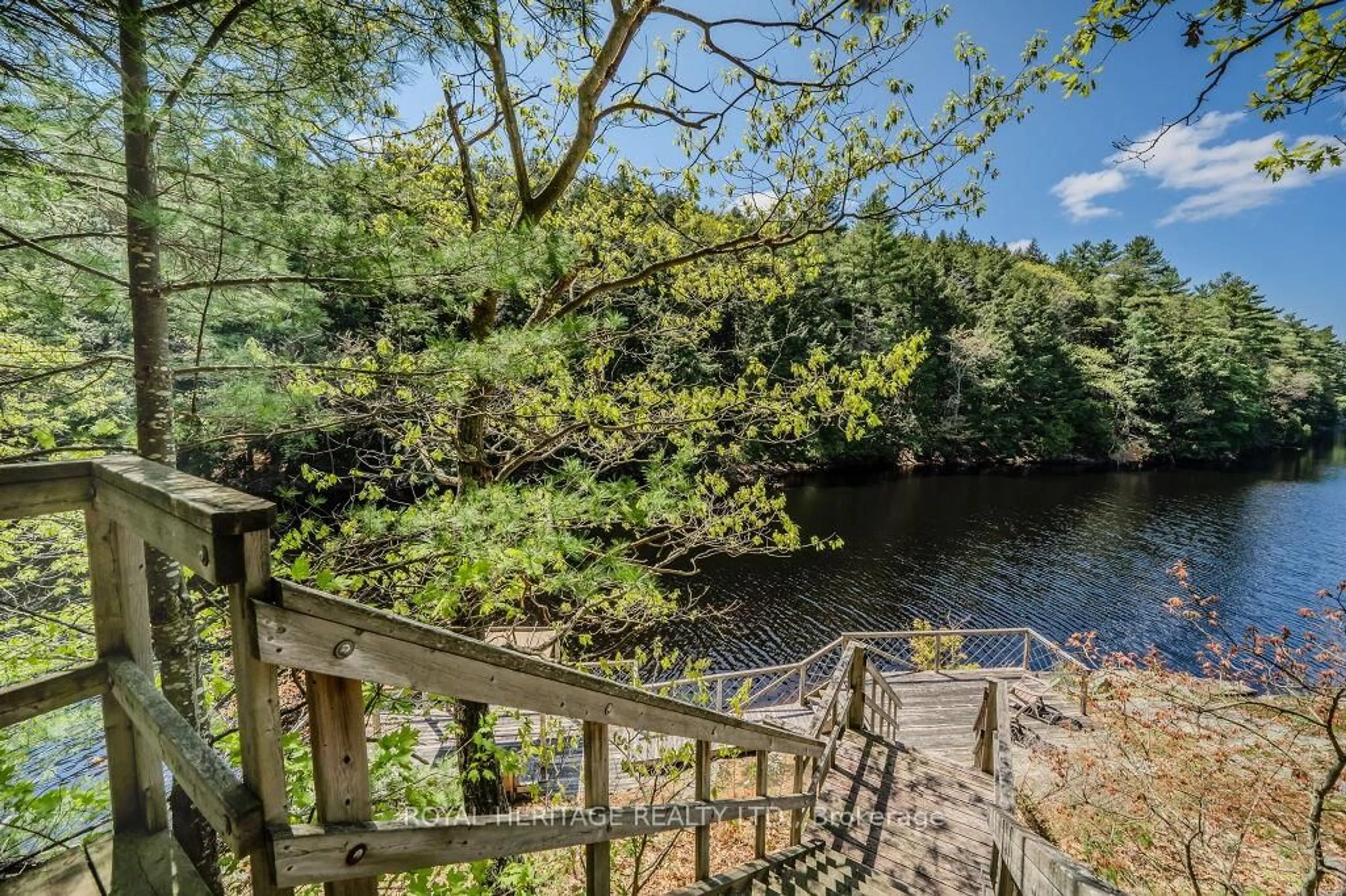 Patio, water/lake/river/ocean view for 1306-2 Eastshore Rd, Georgian Bay Ontario P0C 1A0