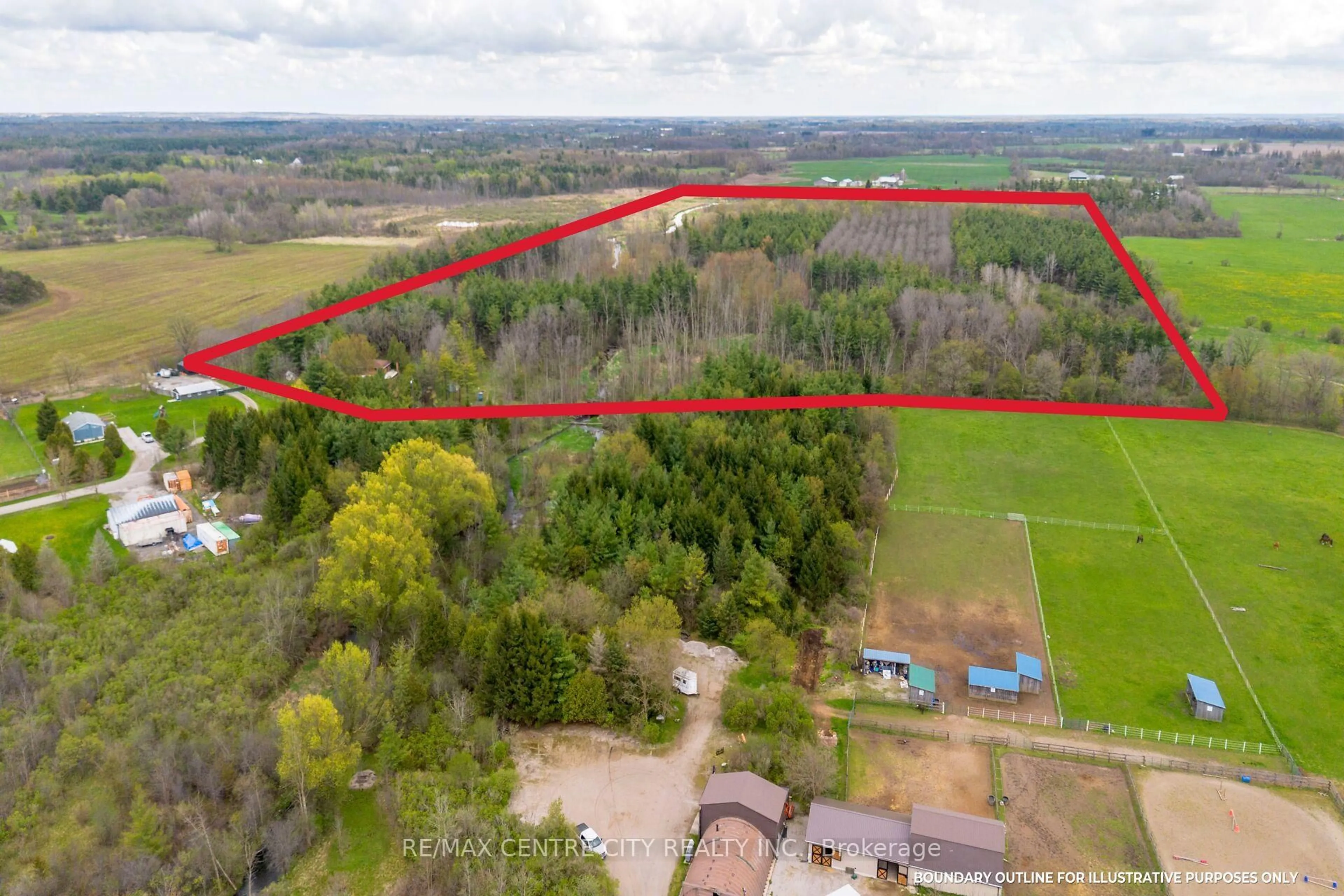 A pic from outside/outdoor area/front of a property/back of a property/a pic from drone, forest/trees view for 2124 Concession 6 West Rd, Hamilton Ontario N0B 1L0