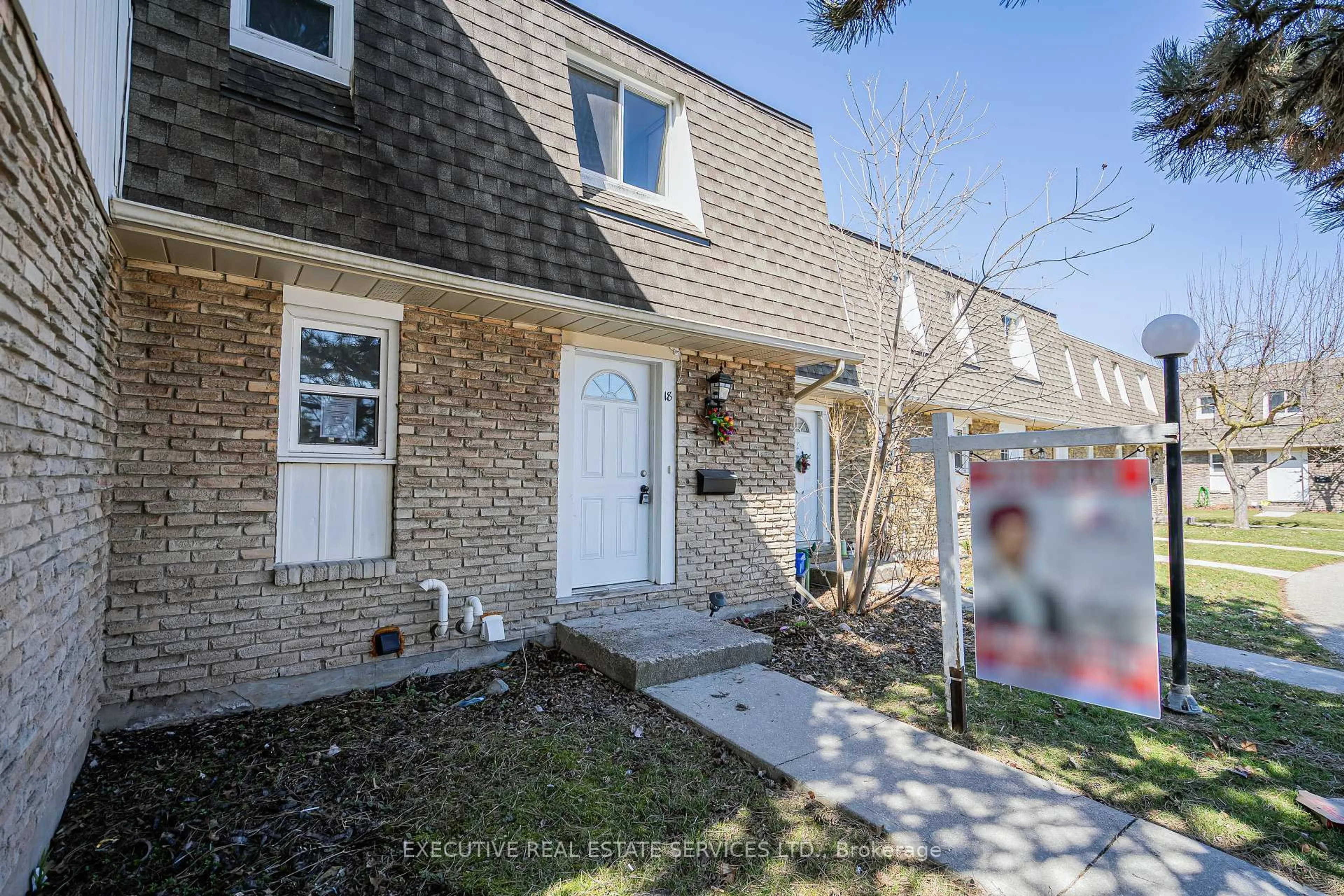 Unknown for 131 ROCKWOOD Ave #18, St. Catharines Ontario L2P 3K4