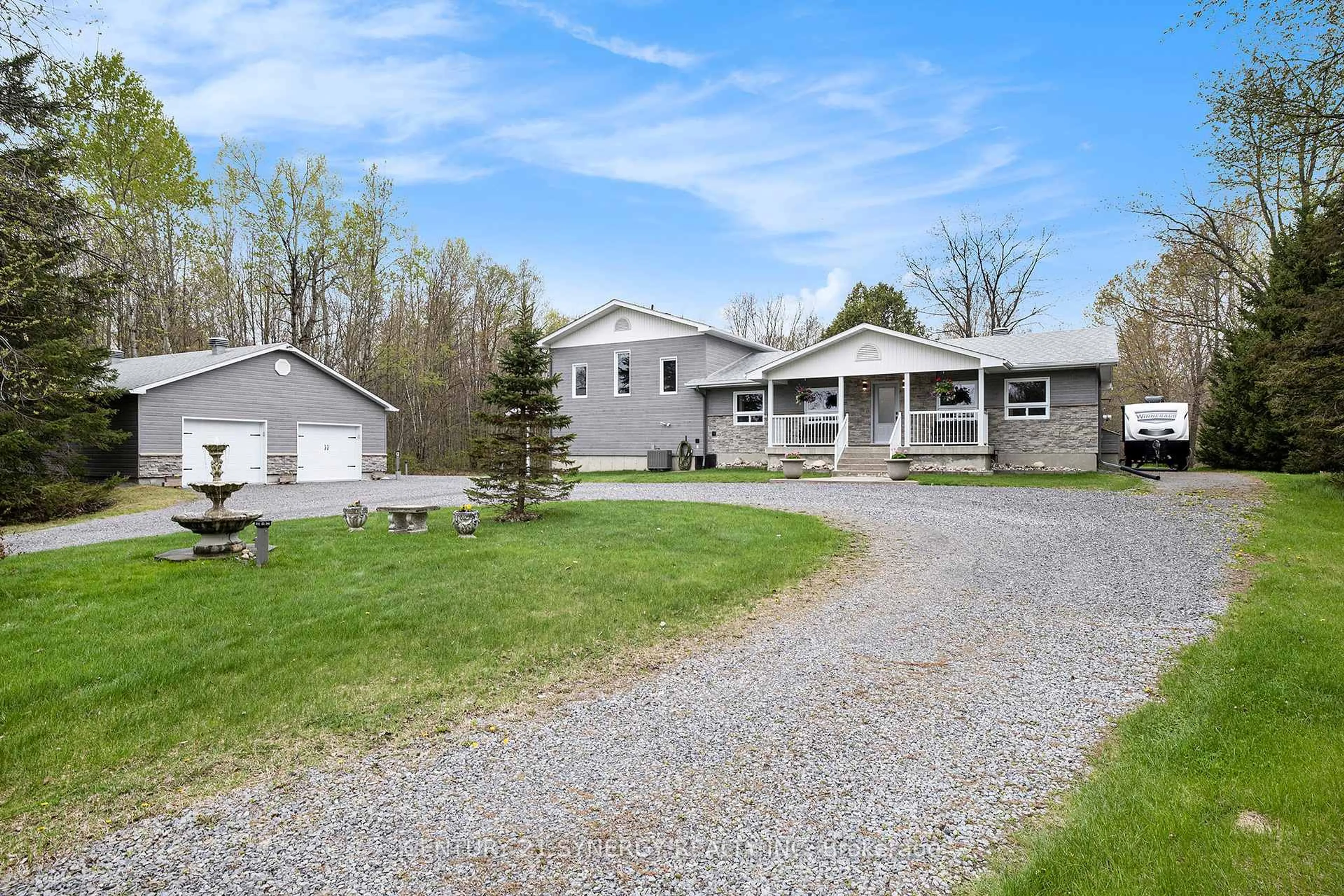 A pic from outside/outdoor area/front of a property/back of a property/a pic from drone, street for 280 Limoges Rd, Russell Ontario K0A 2M0