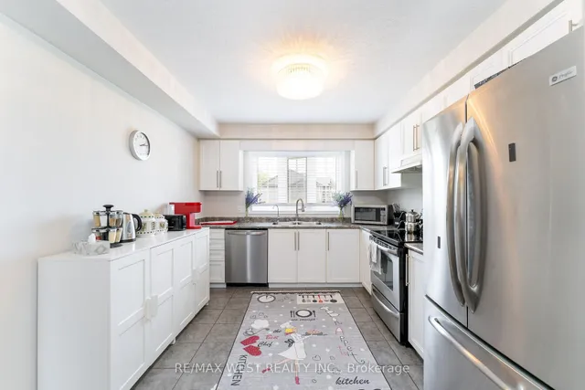 Additional property image - 272 Maitland St