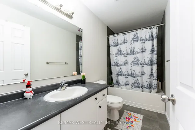Additional property image - 272 Maitland St