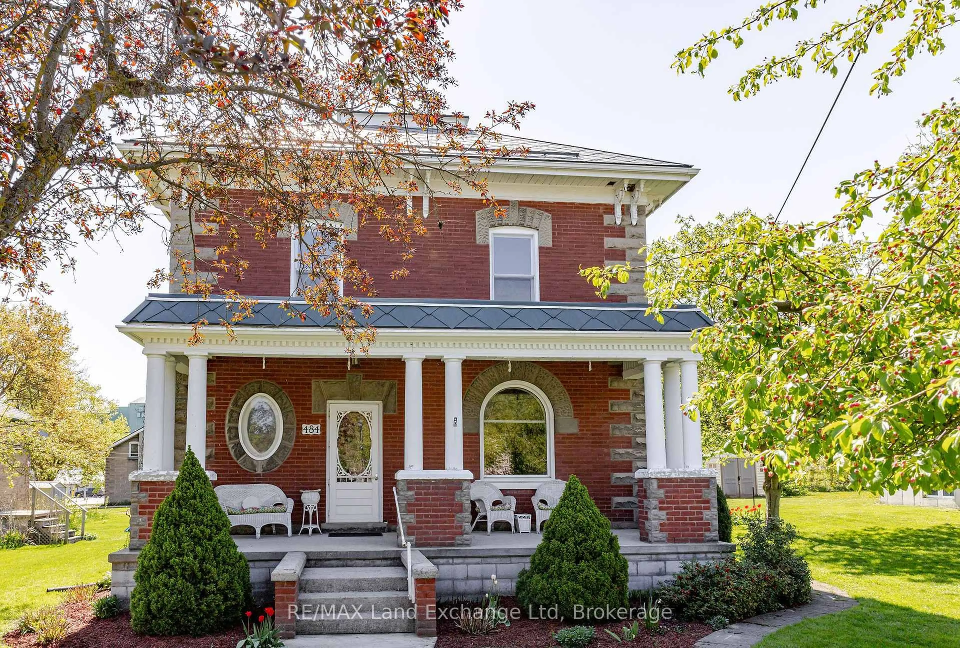 Home with brick exterior material, street for 484 Queen St, North Huron Ontario N0M 1H0