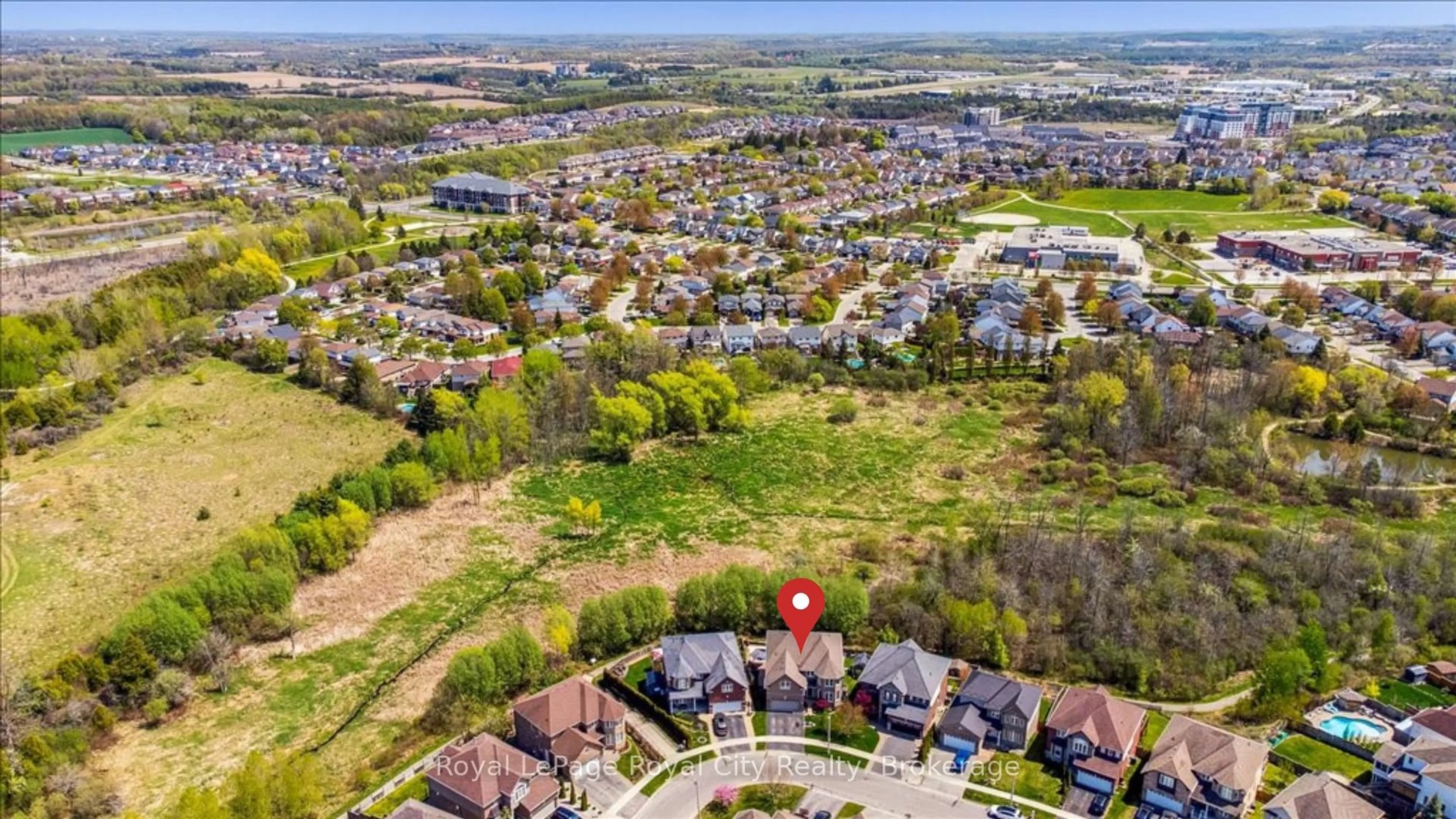 A pic from outside/outdoor area/front of a property/back of a property/a pic from drone, unknown for 43 Creighton Ave, Guelph Ontario N1E 0H6
