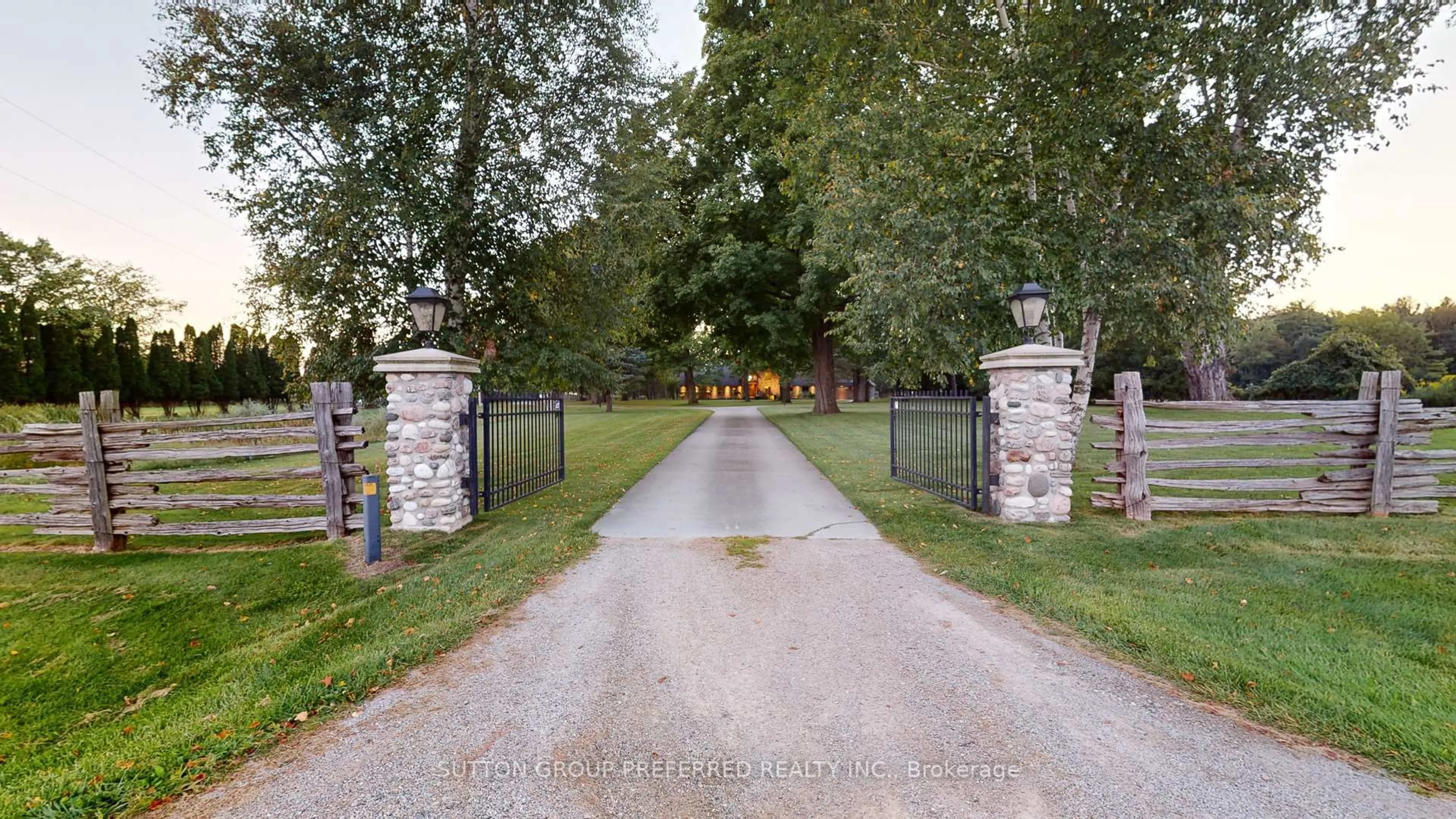 Unknown for 2909 Brigham Rd, Middlesex Centre Ontario N6P 1P2