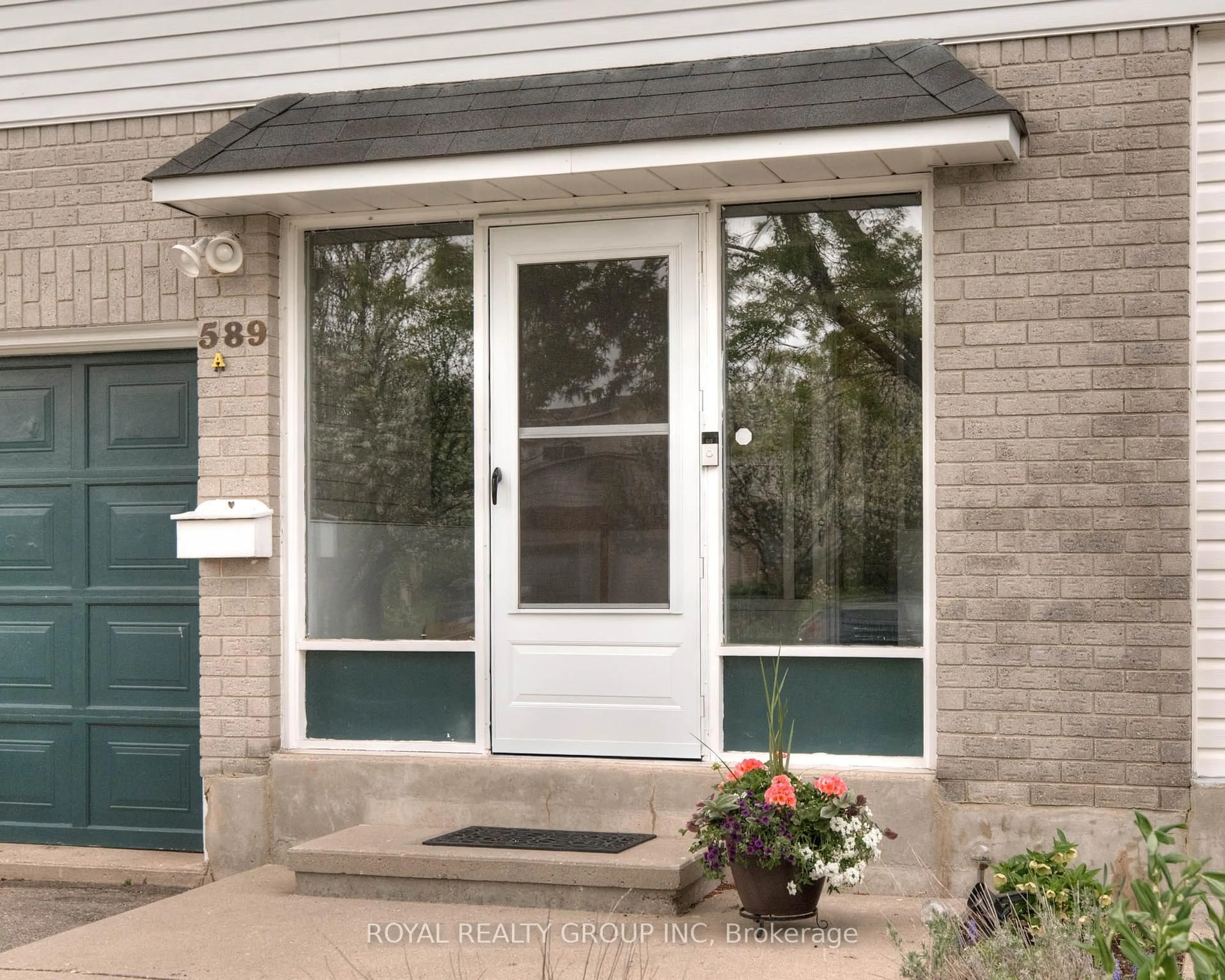 Unknown for 589 Pinerow Crt #A, Waterloo Ontario N2K 2K5