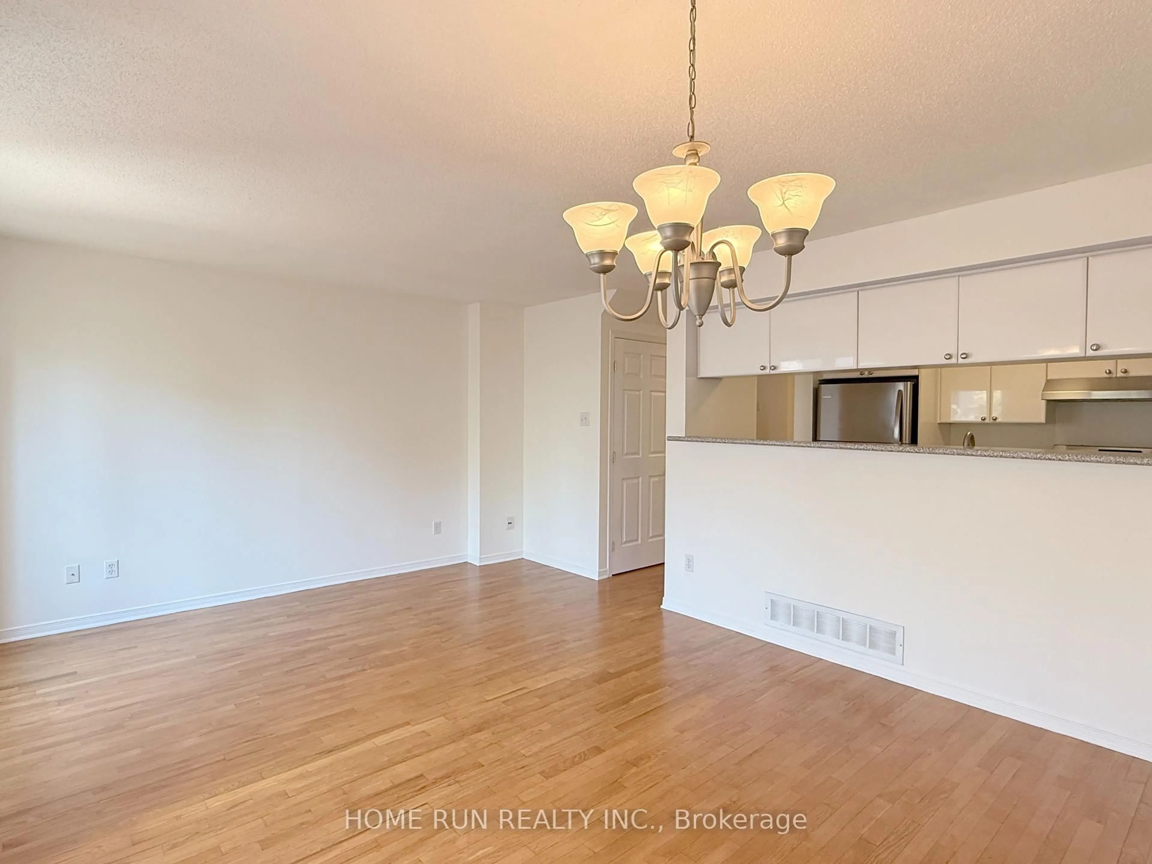 A pic of a room for 35 Santa Cruz Private, Ottawa Ontario K1G 6M5