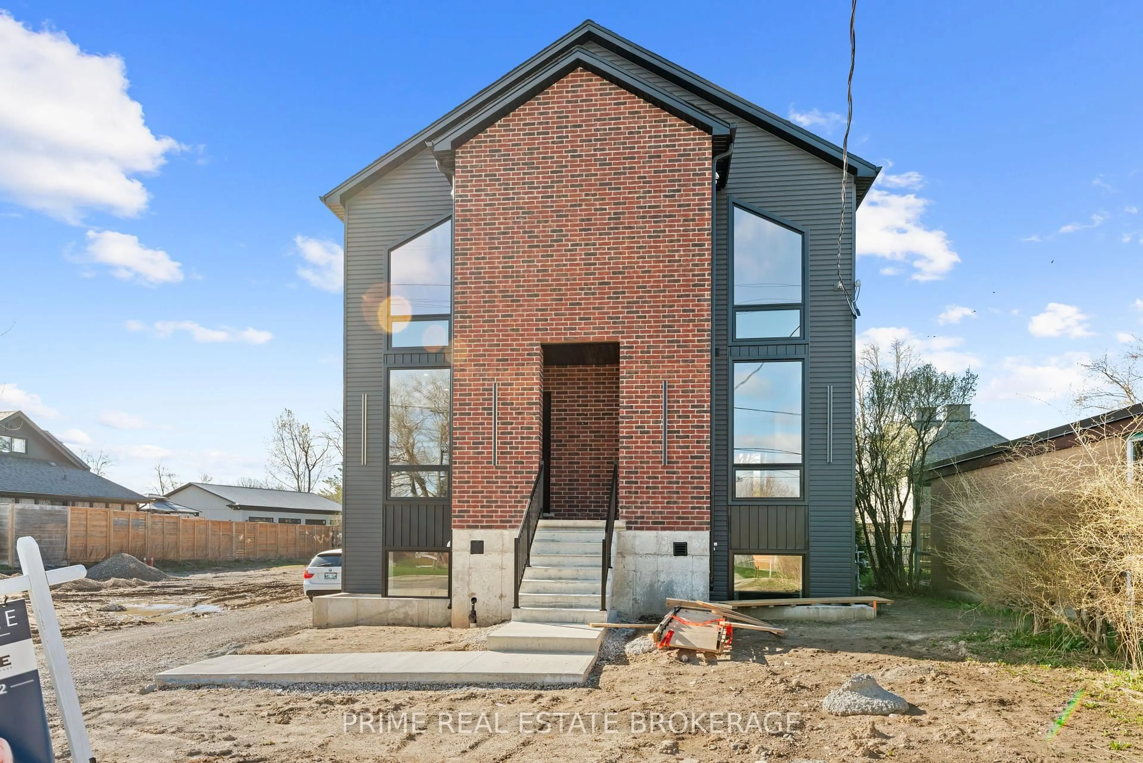 Home with brick exterior material, building for 417 Baseline Rd, London South Ontario N6C 2P5