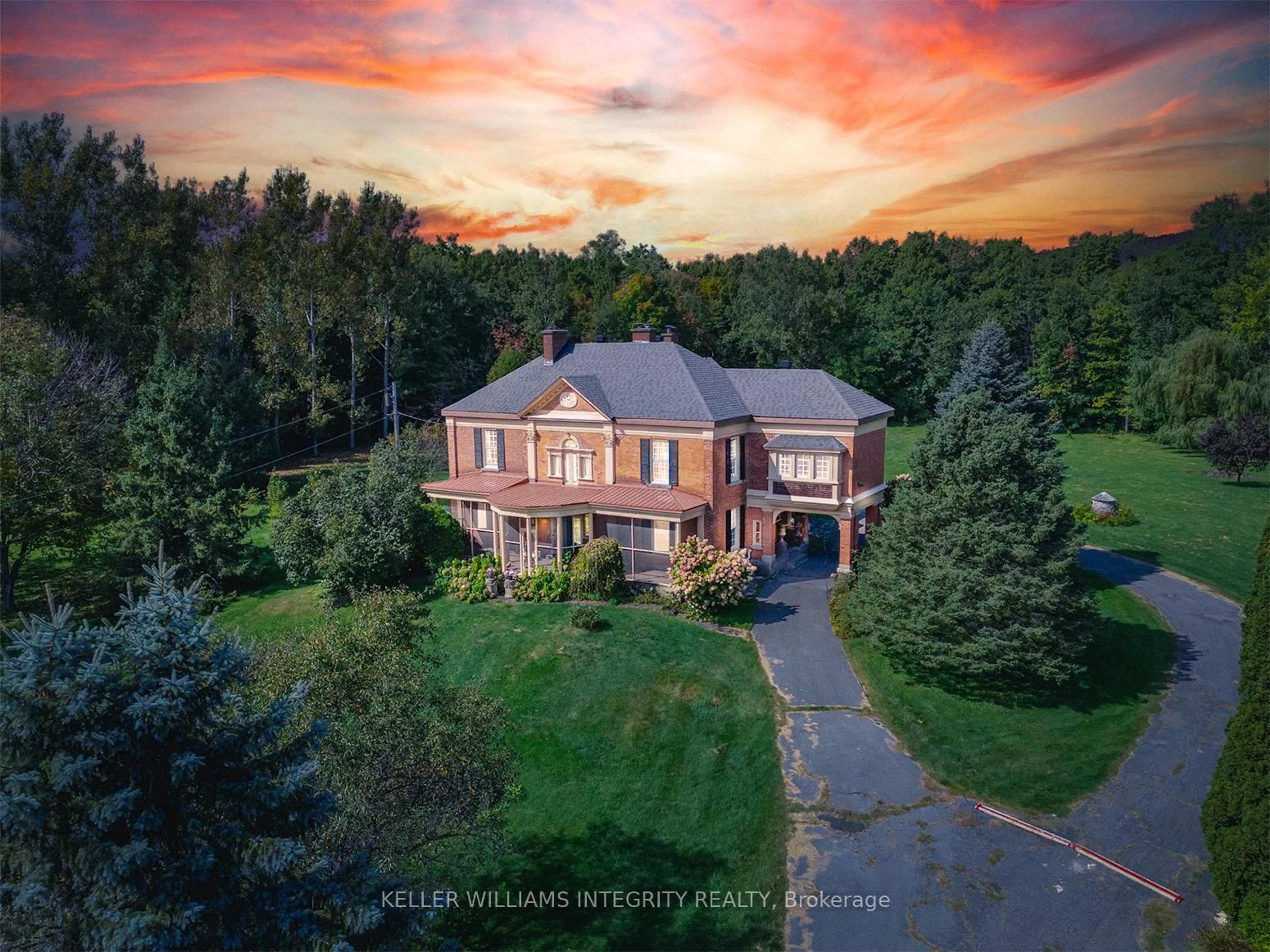 A pic from outside/outdoor area/front of a property/back of a property/a pic from drone, unknown for 20763 Old Highway 2 Rd, South Glengarry Ontario K0C 1N0