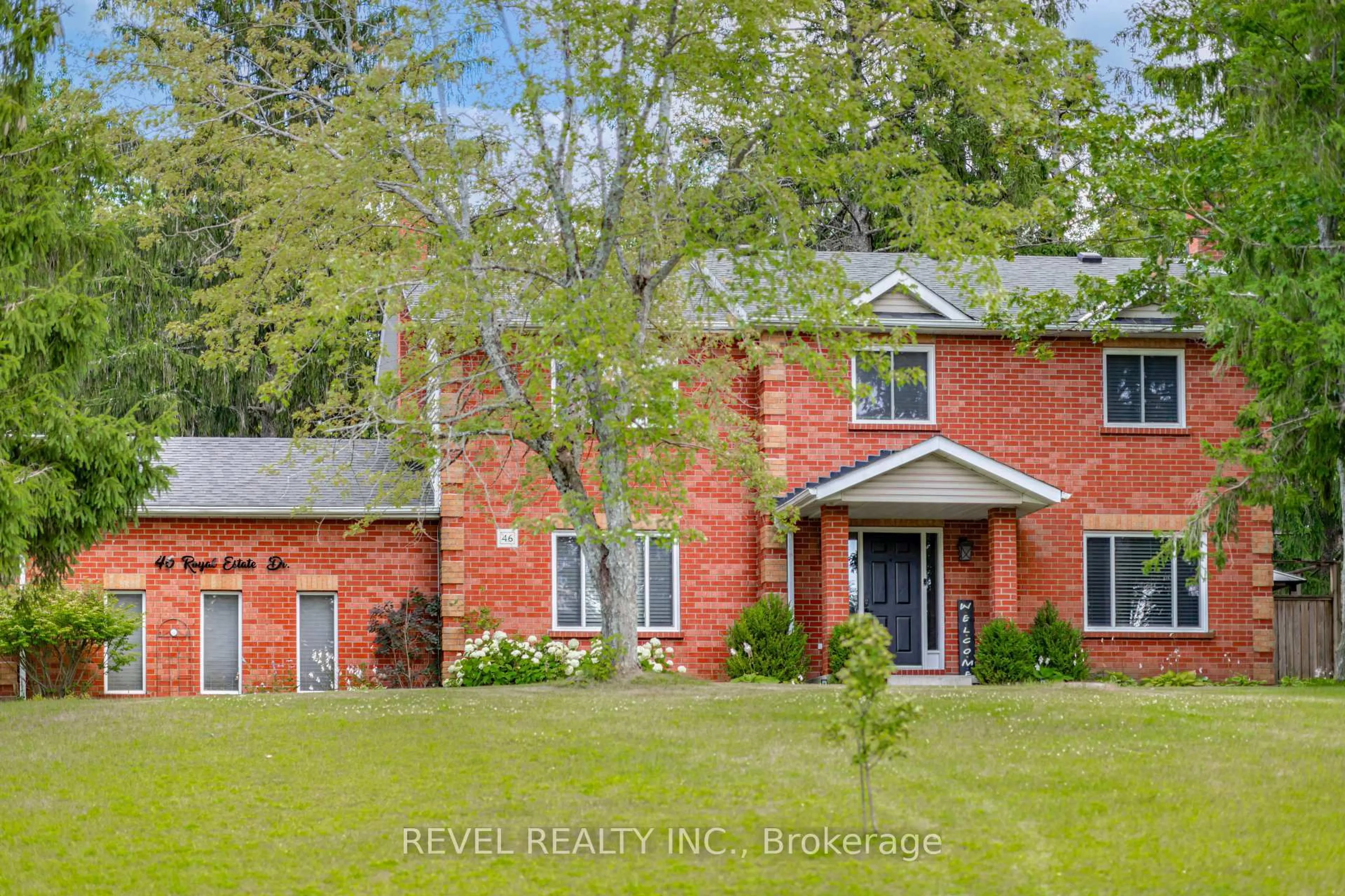 Home with brick exterior material, street for 46 Royal Estate Dr, Kawartha Lakes Ontario L0A 1K0