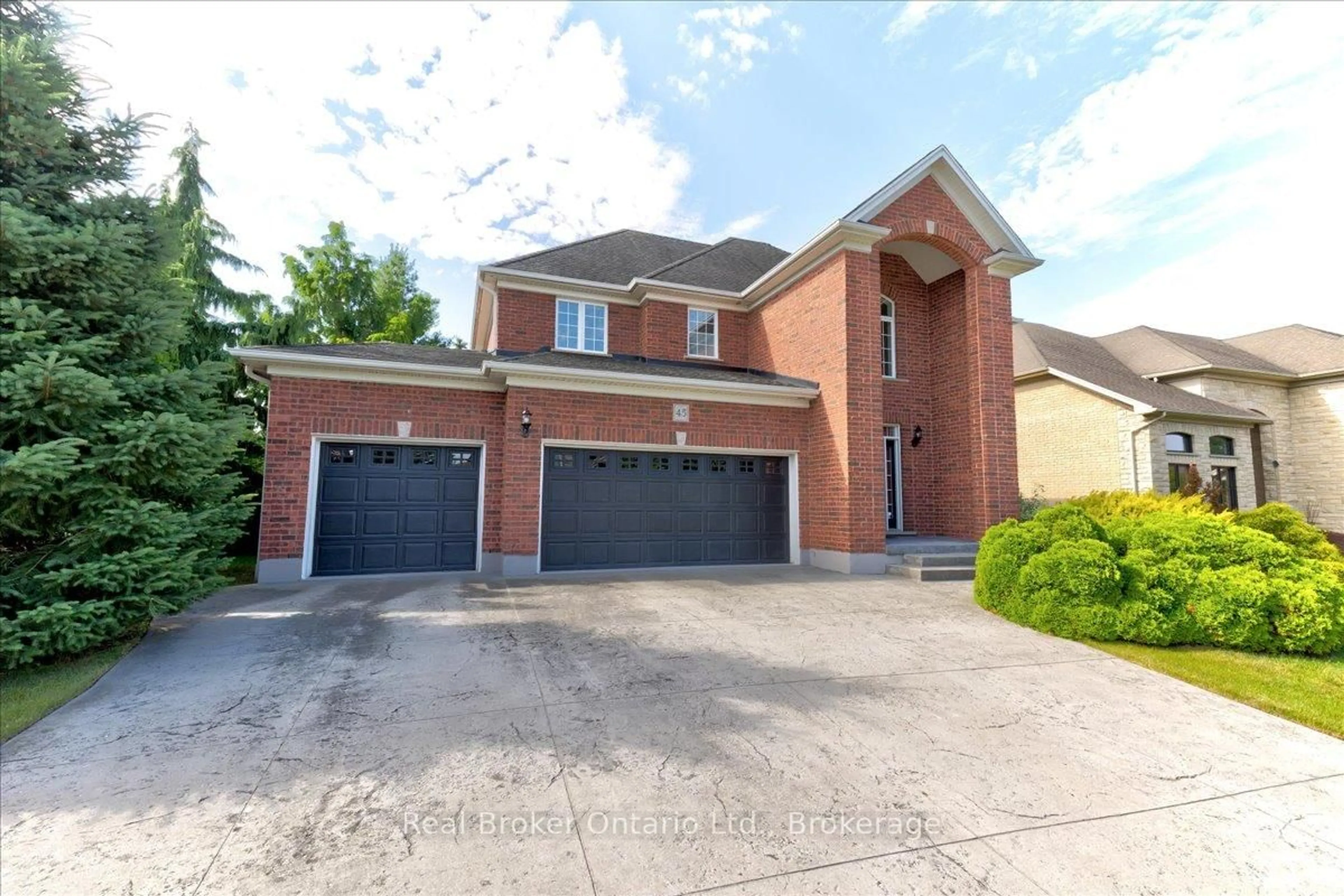 Home with brick exterior material, street for 45 Pioneer Tower Cres, Kitchener Ontario N2P 2L2