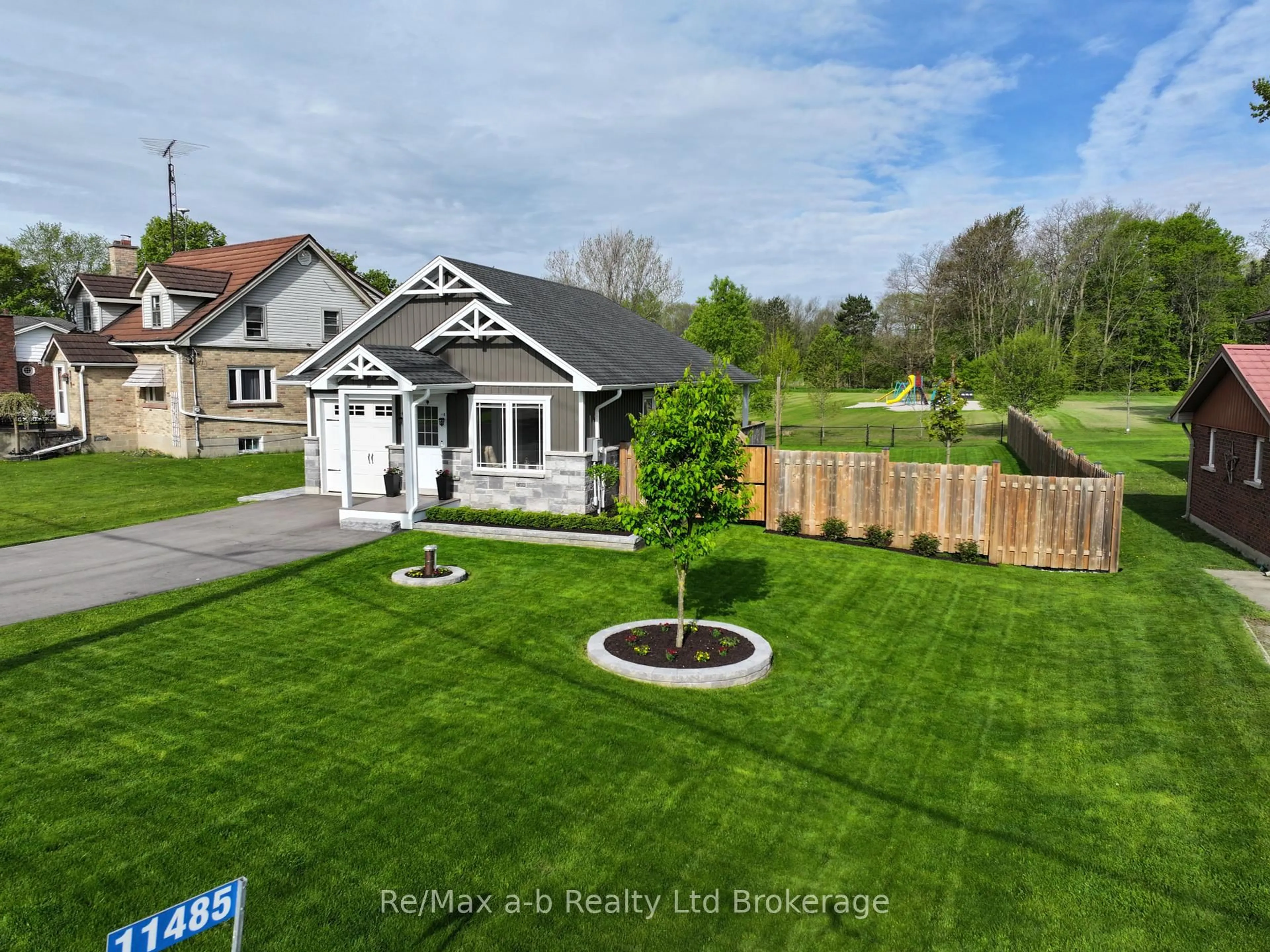A pic from outside/outdoor area/front of a property/back of a property/a pic from drone, unknown for 11485 PLANK Rd, Bayham Ontario N0J 1H0