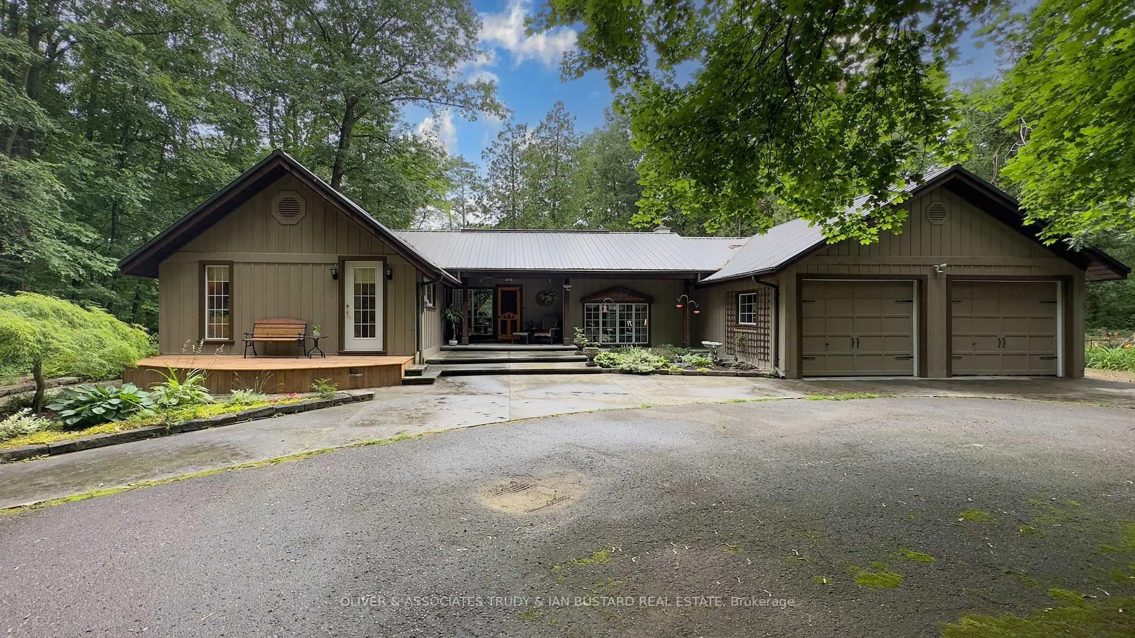 Unknown for 255 ONTARIO St, Lambton Shores Ontario N0M 2T0
