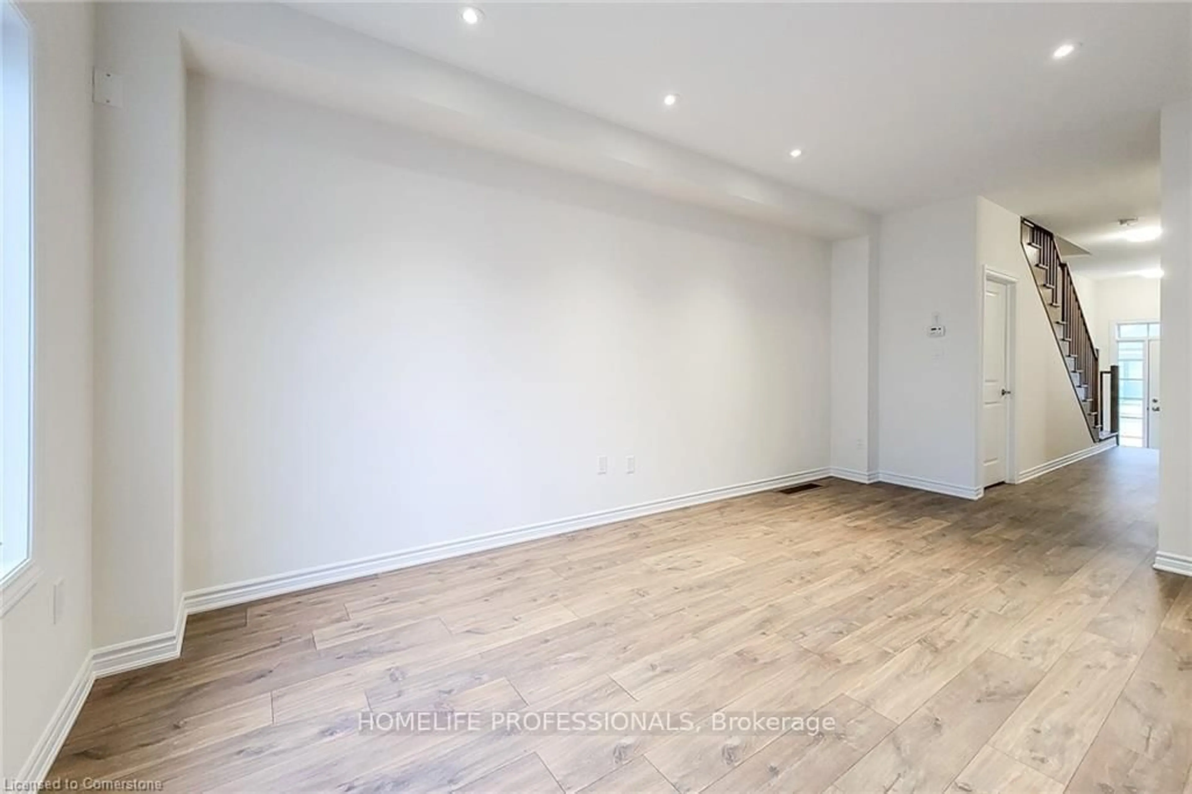 A pic of a room for 305 Garner Rd #66, Hamilton Ontario L9G 3K9