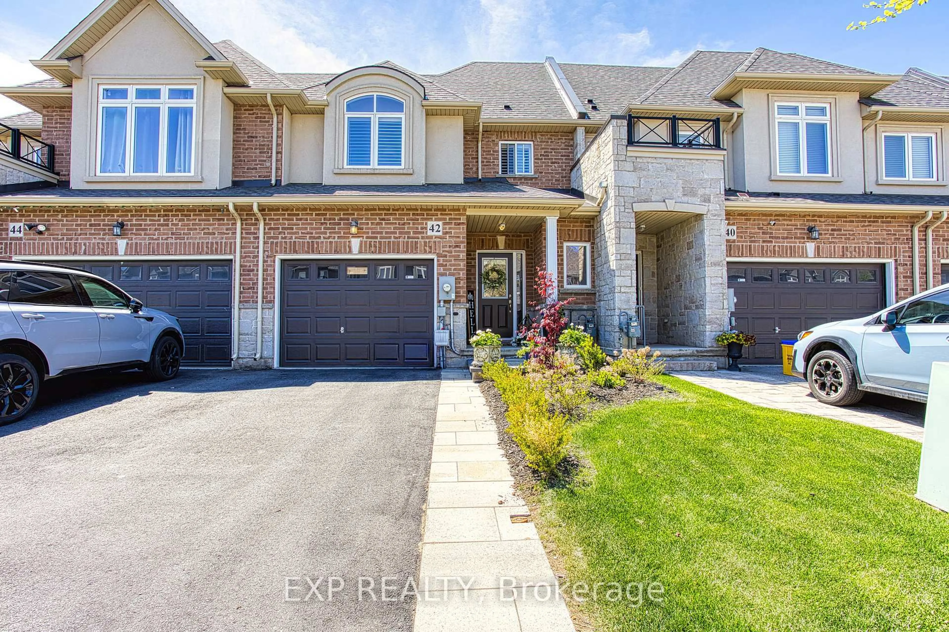 Home with brick exterior material, street for 42 Pinot Cres, Hamilton Ontario L8E 0J8