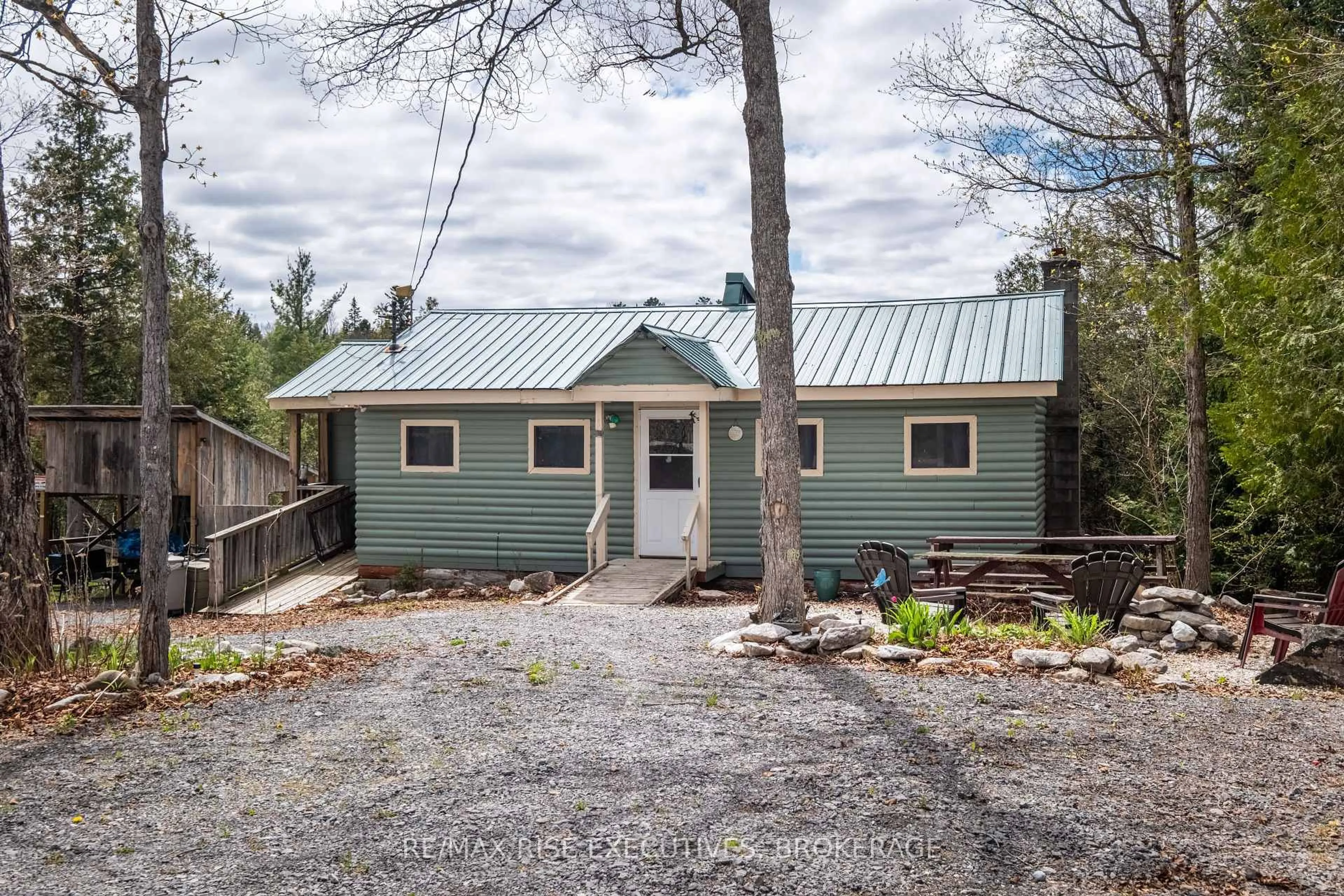 Unknown for 817 Darling Concession 7 Road N/A, Lanark Ontario K0G 1K0