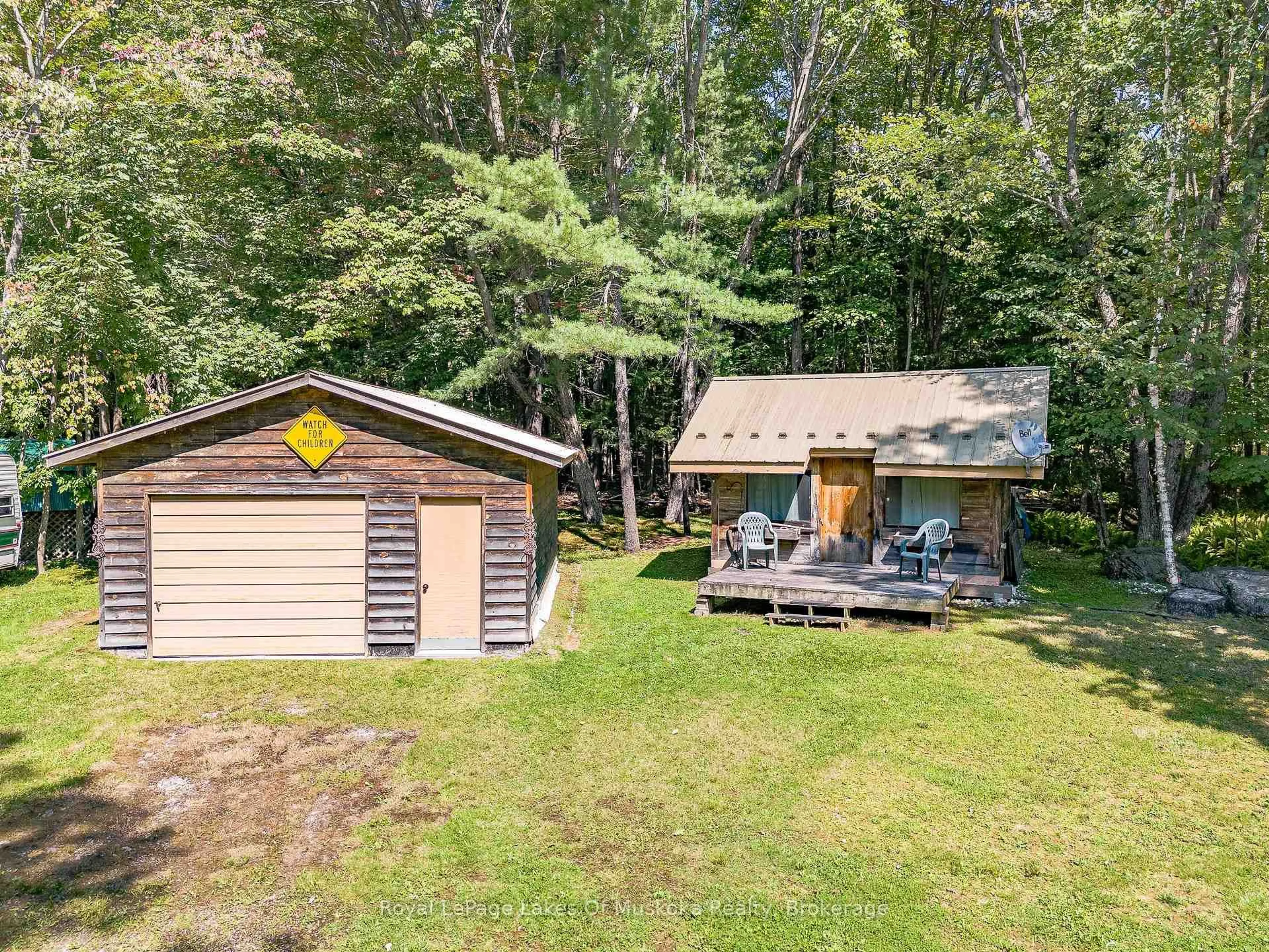 Shed for 1537 FOX POINT Rd, Lake of Bays Ontario P0H 1H0