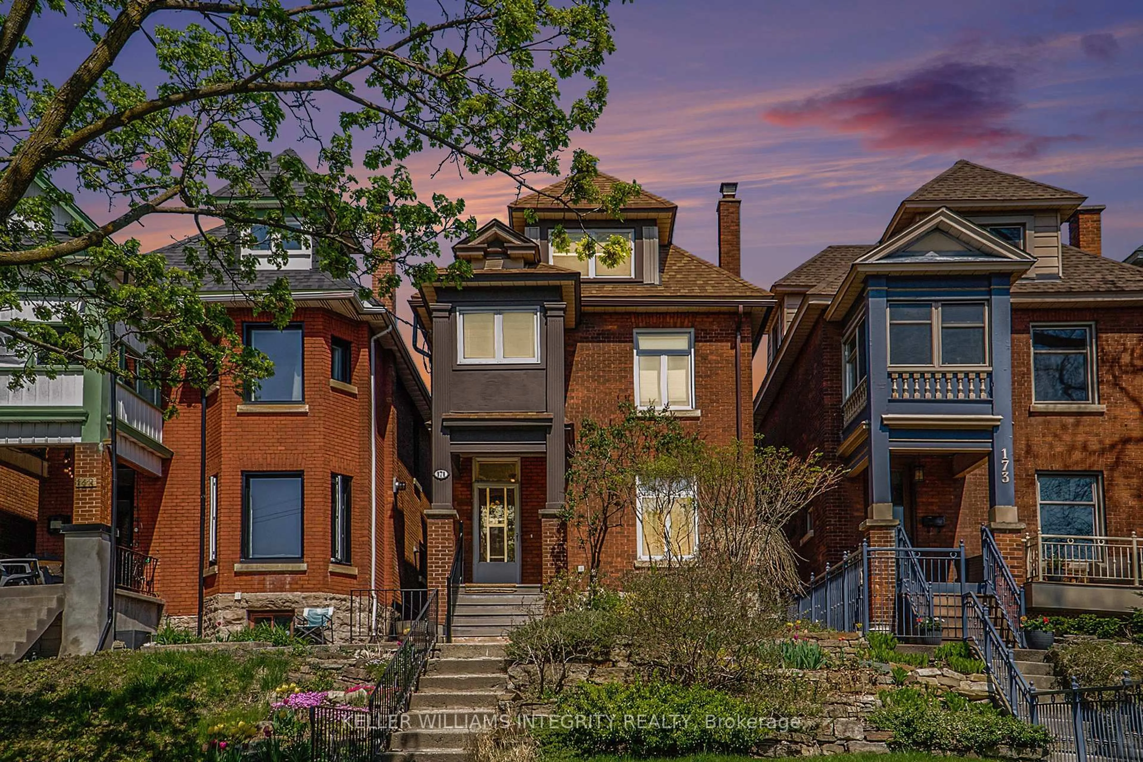 Home with brick exterior material, street for 171 Irving Ave, Ottawa Ontario K1Y 1Z6