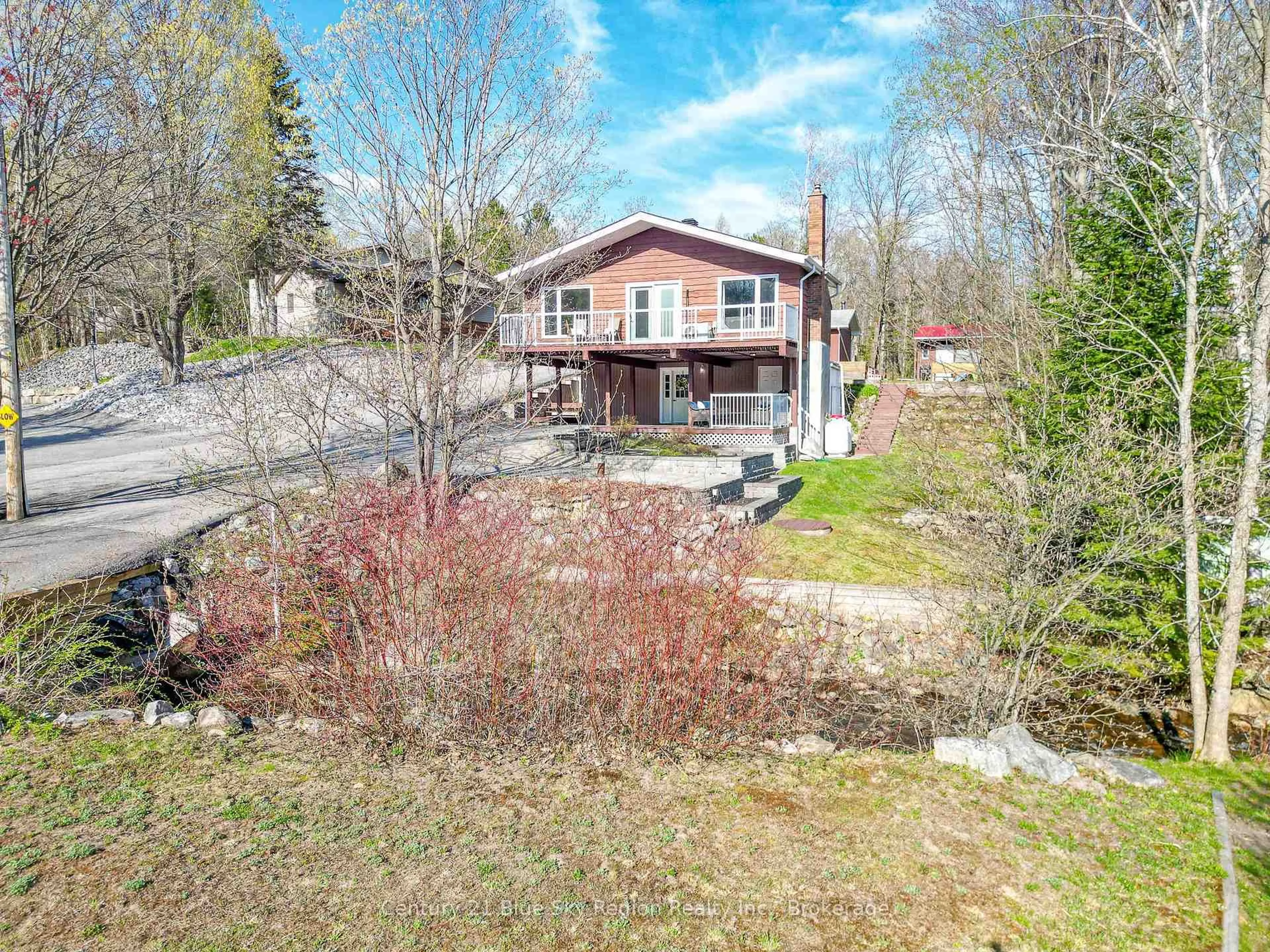 A pic from outside/outdoor area/front of a property/back of a property/a pic from drone, water/lake/river/ocean view for 240 Lees Rd, North Bay Ontario P1C 0B2